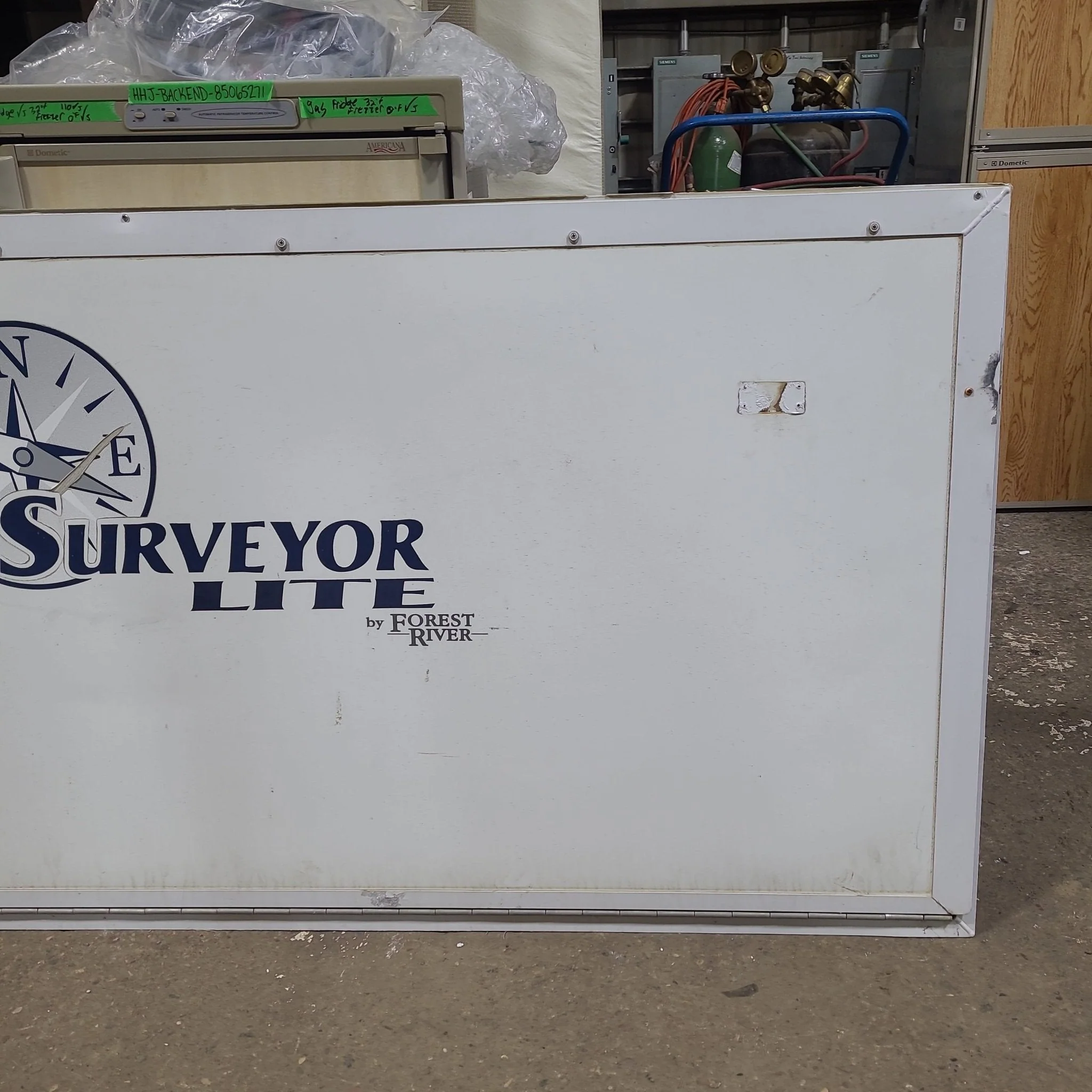 Used Exterior Fold-Down Hybrid Room Base 80 3/4" W x 36" H x 2 3/4" D - Image 3