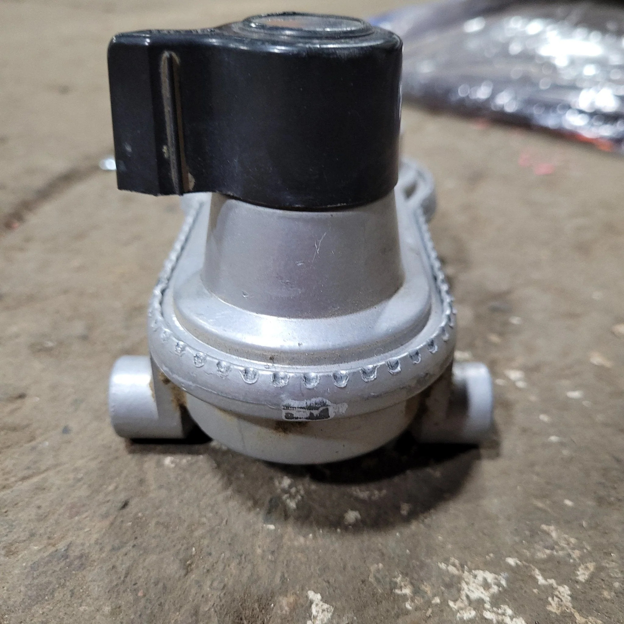 Used Fairview GR-9984 High Capacity RV Camper LP Propane Automatic Changeover Regulator - Image 7