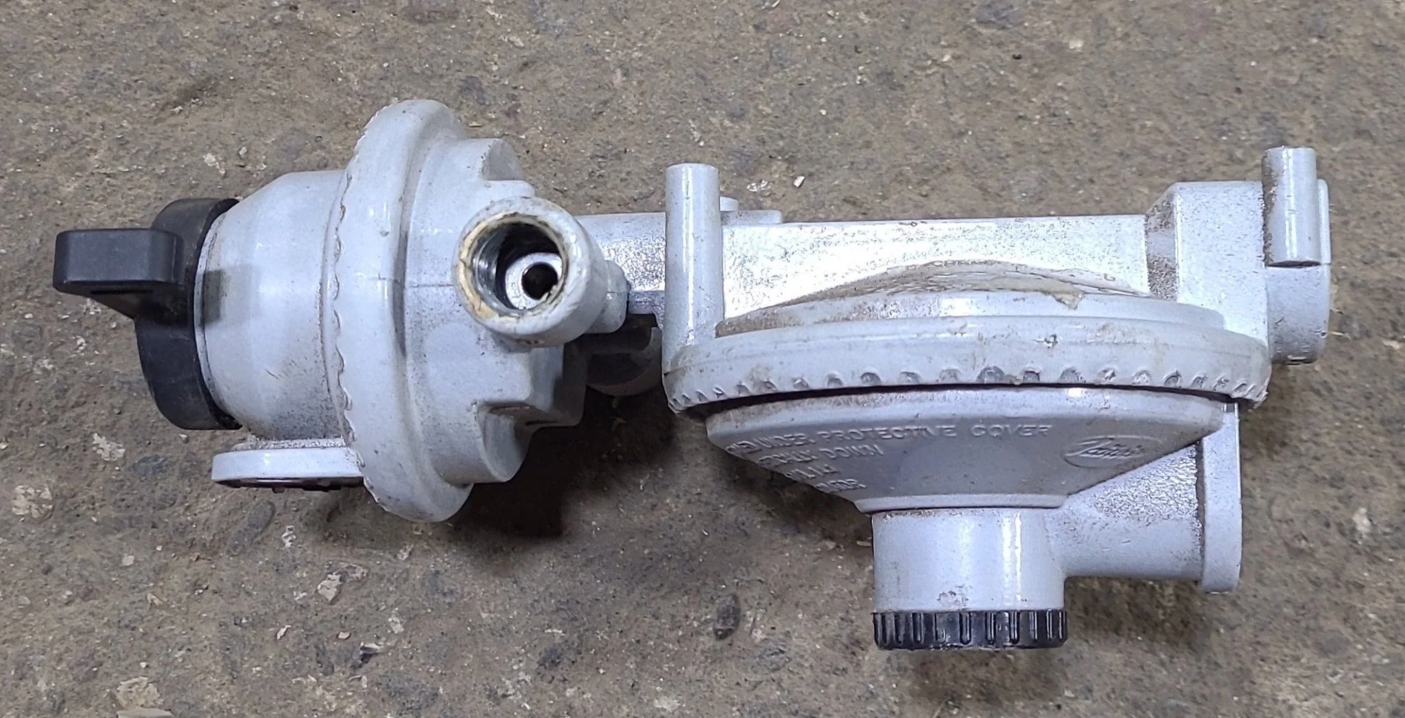 Used Fairview GR-9984XF High Capacity RV Camper LP Propane Automatic Changeover Regulator - Image 5