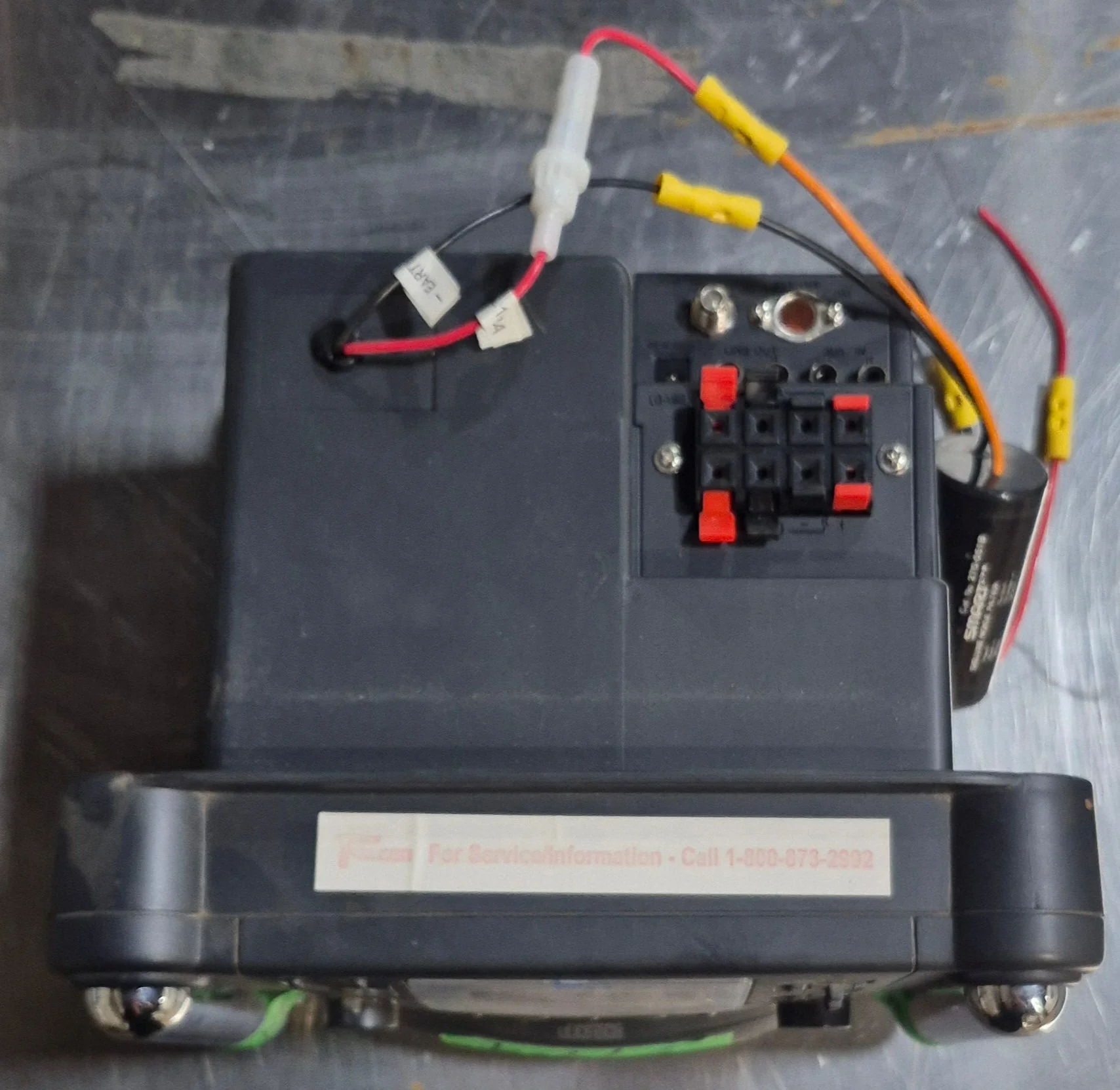 Used Falcon RV Radio SAR-100 - Image 3