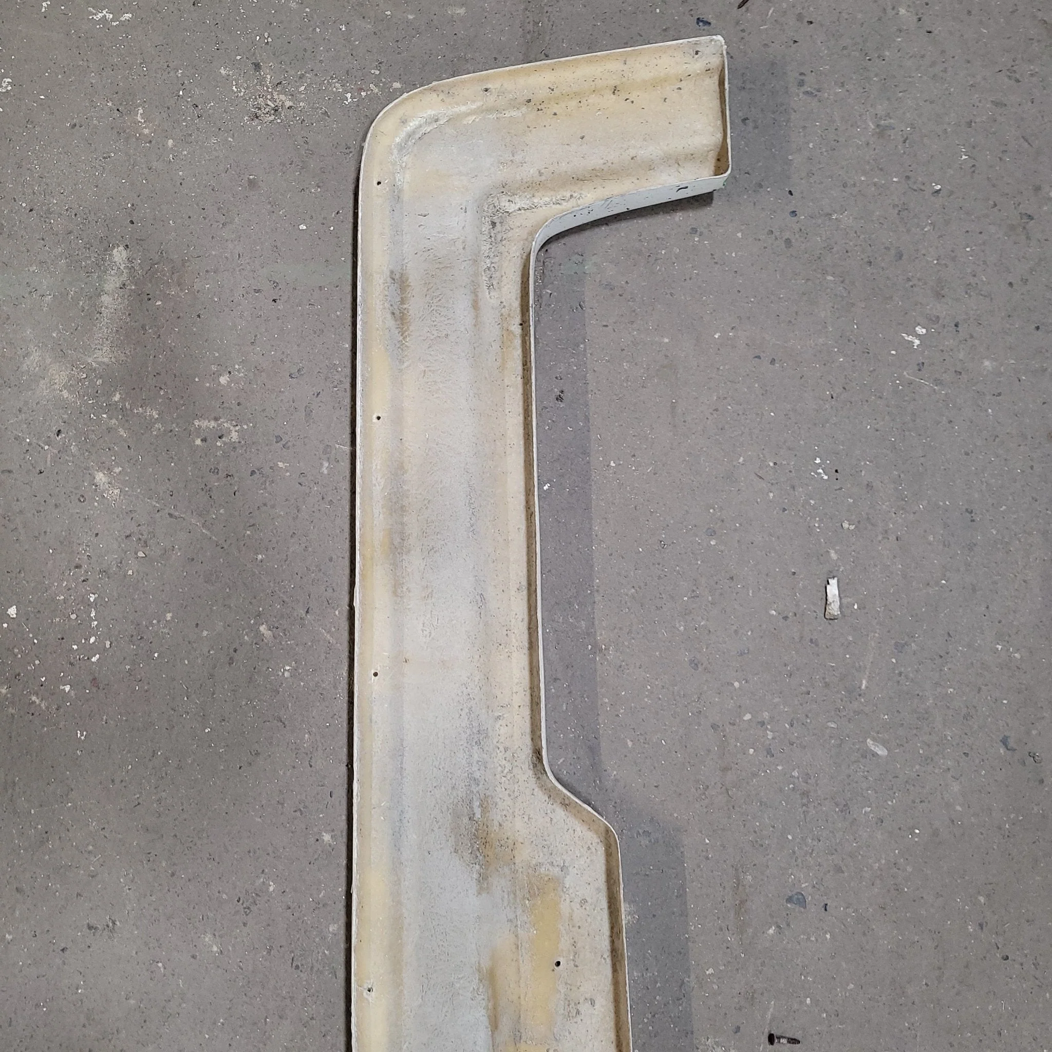 Used Fender Skirt 63" X 13" - Image 5