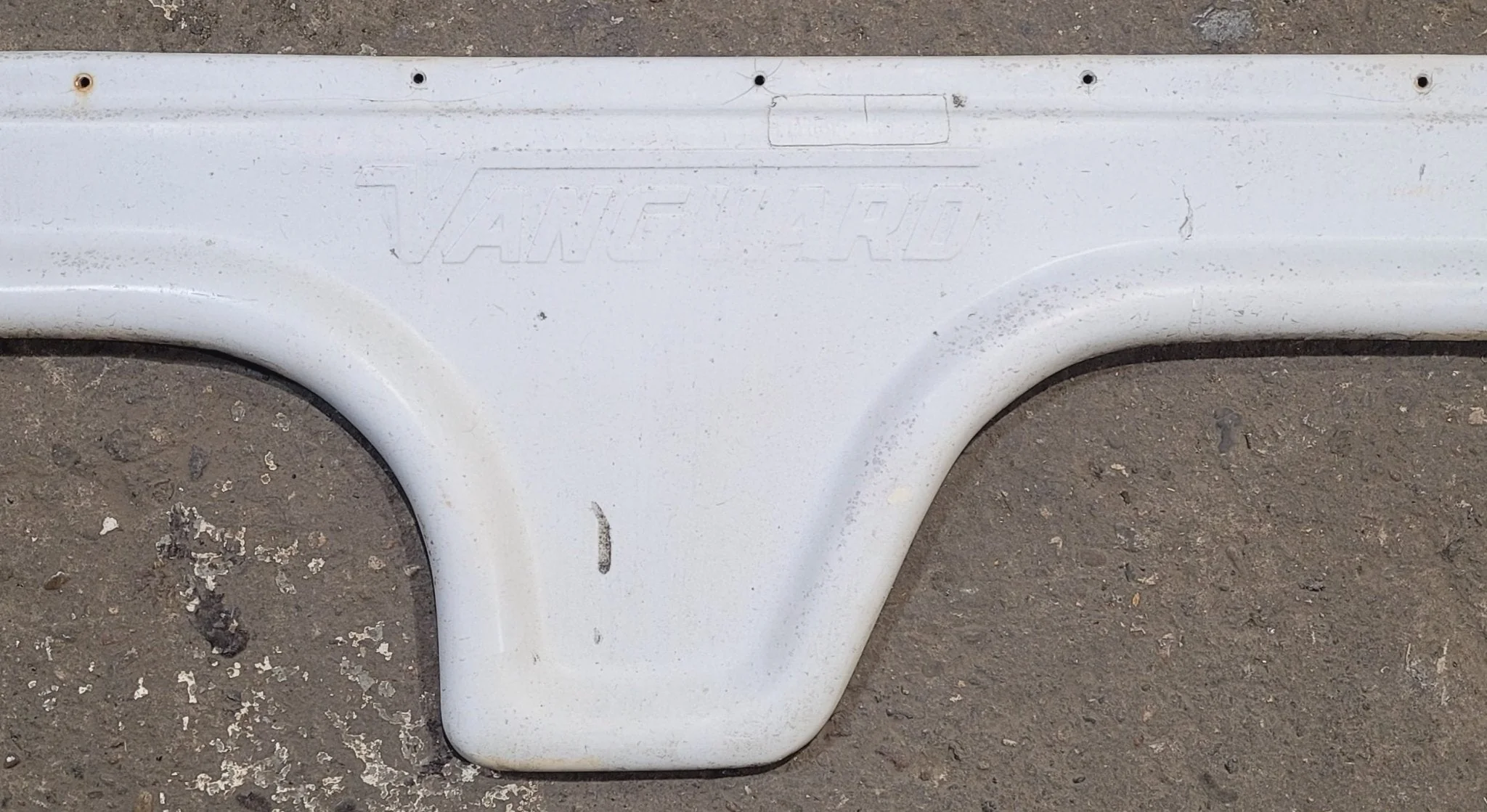 Used Fender Skirt 68 1/4" - Image 4