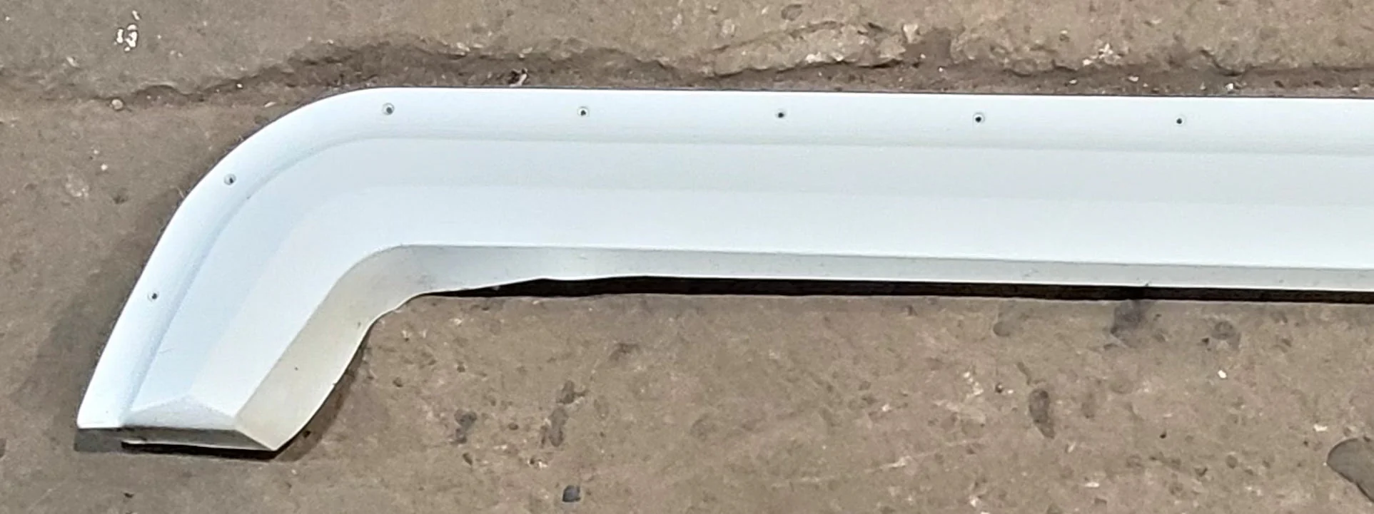 Used Fender Skirt 66" X 11" - Image 3