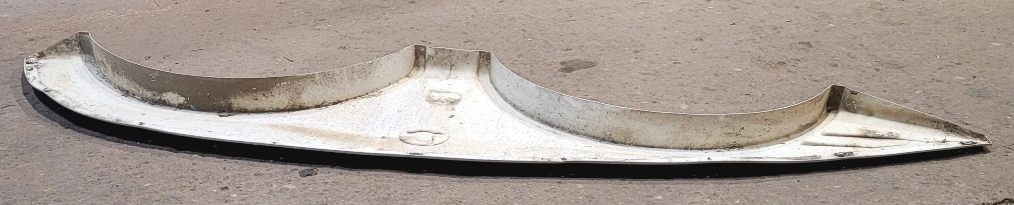 Used Fender Skirt 76" - Image 6