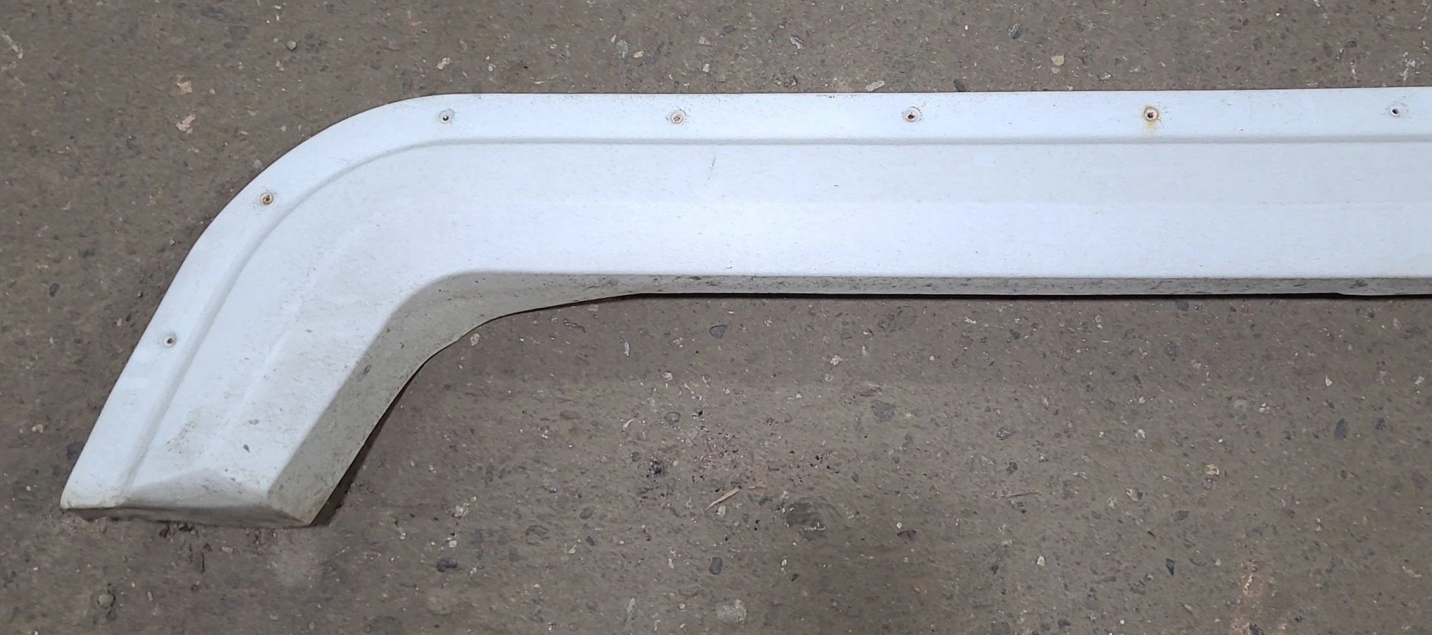 Used Fender Skirt 67" X 13 1/2" - Image 3