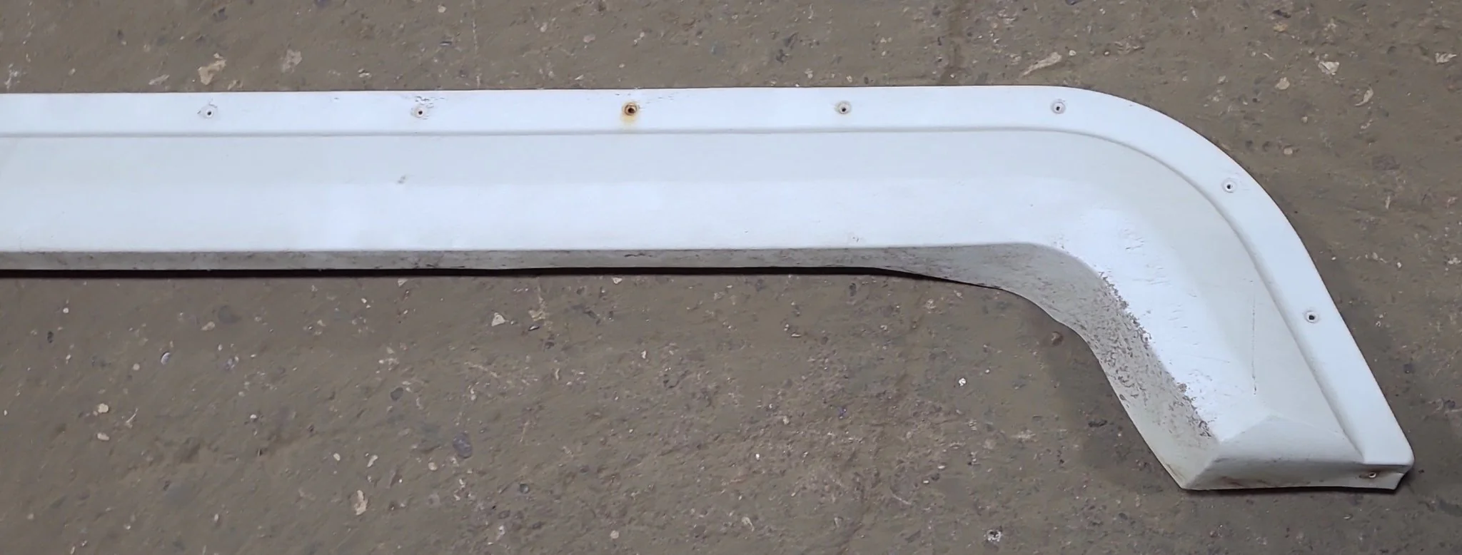 Used Fender Skirt 67" X 13 1/2" - Image 5