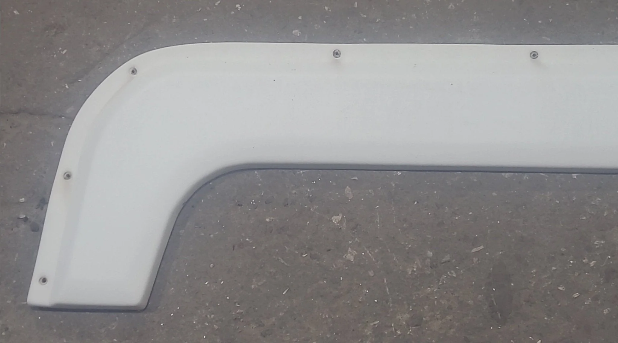 Used Fender Skirt 68 1/4" X 10" - Image 3