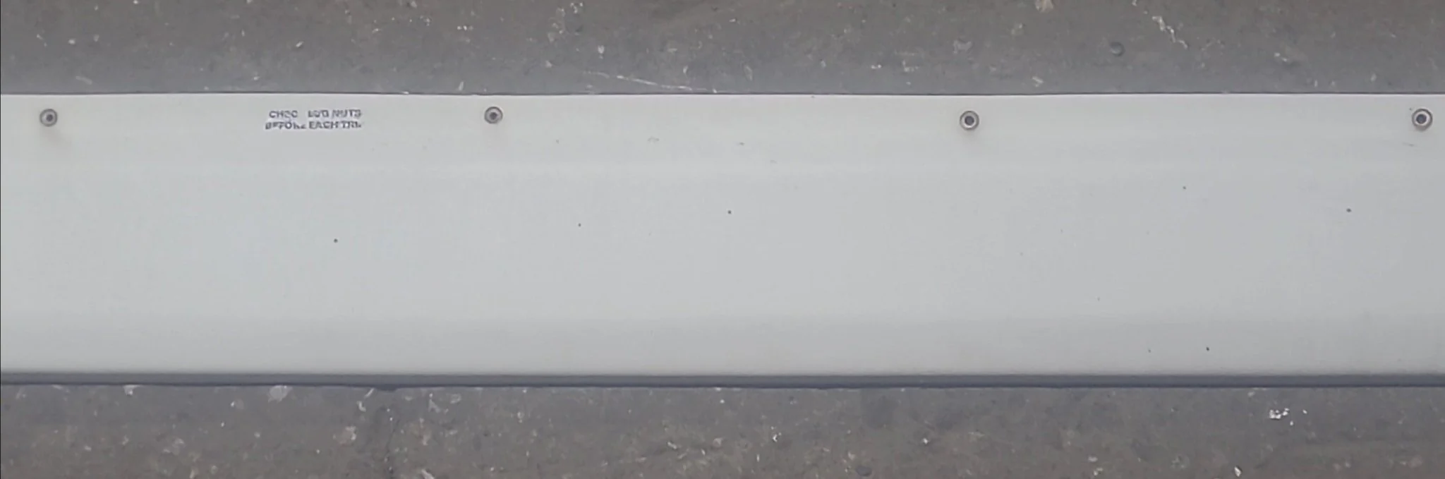 Used Fender Skirt 68 1/4" X 10" - Image 4