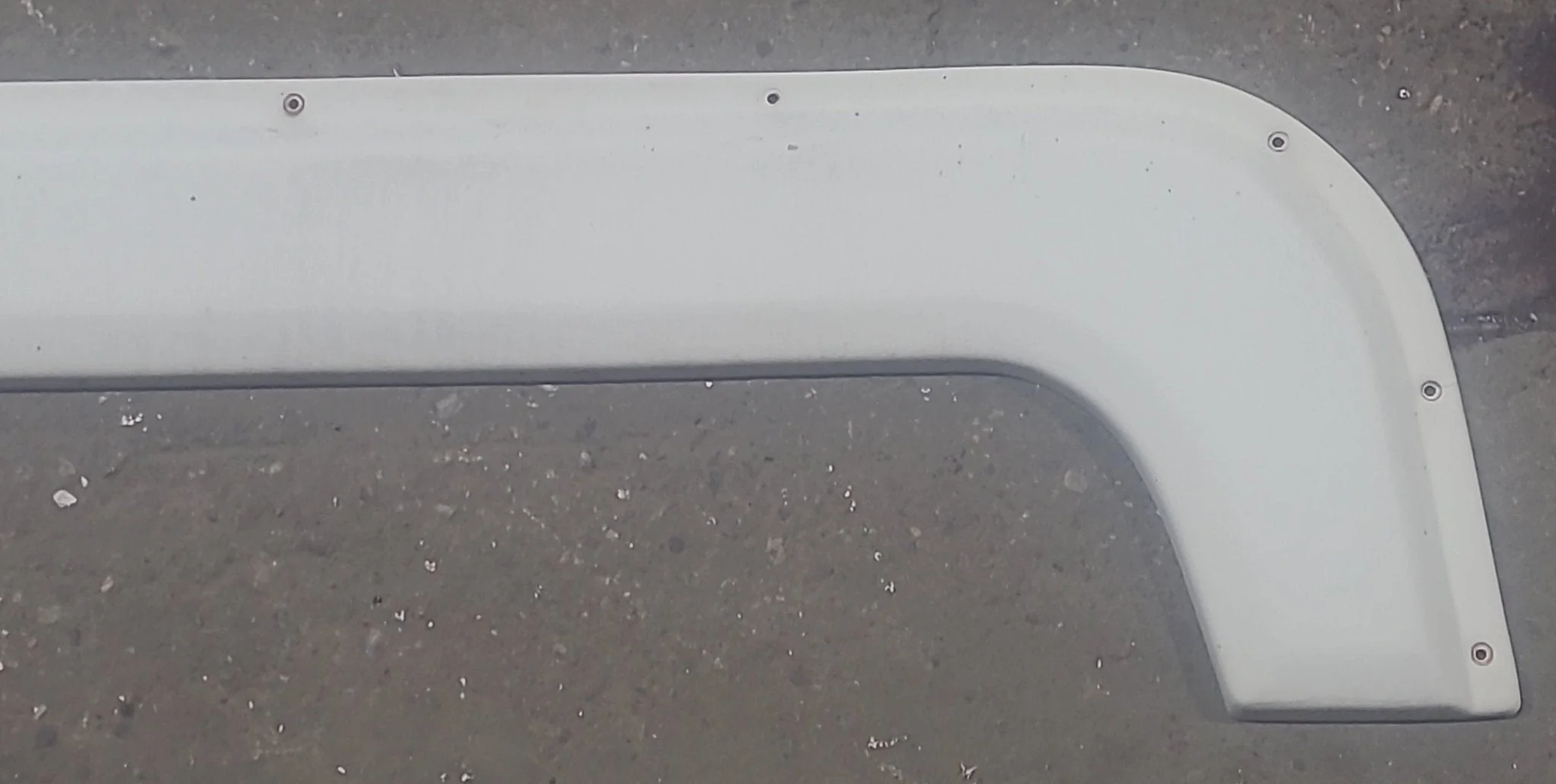 Used Fender Skirt 68 1/4" X 10" - Image 5