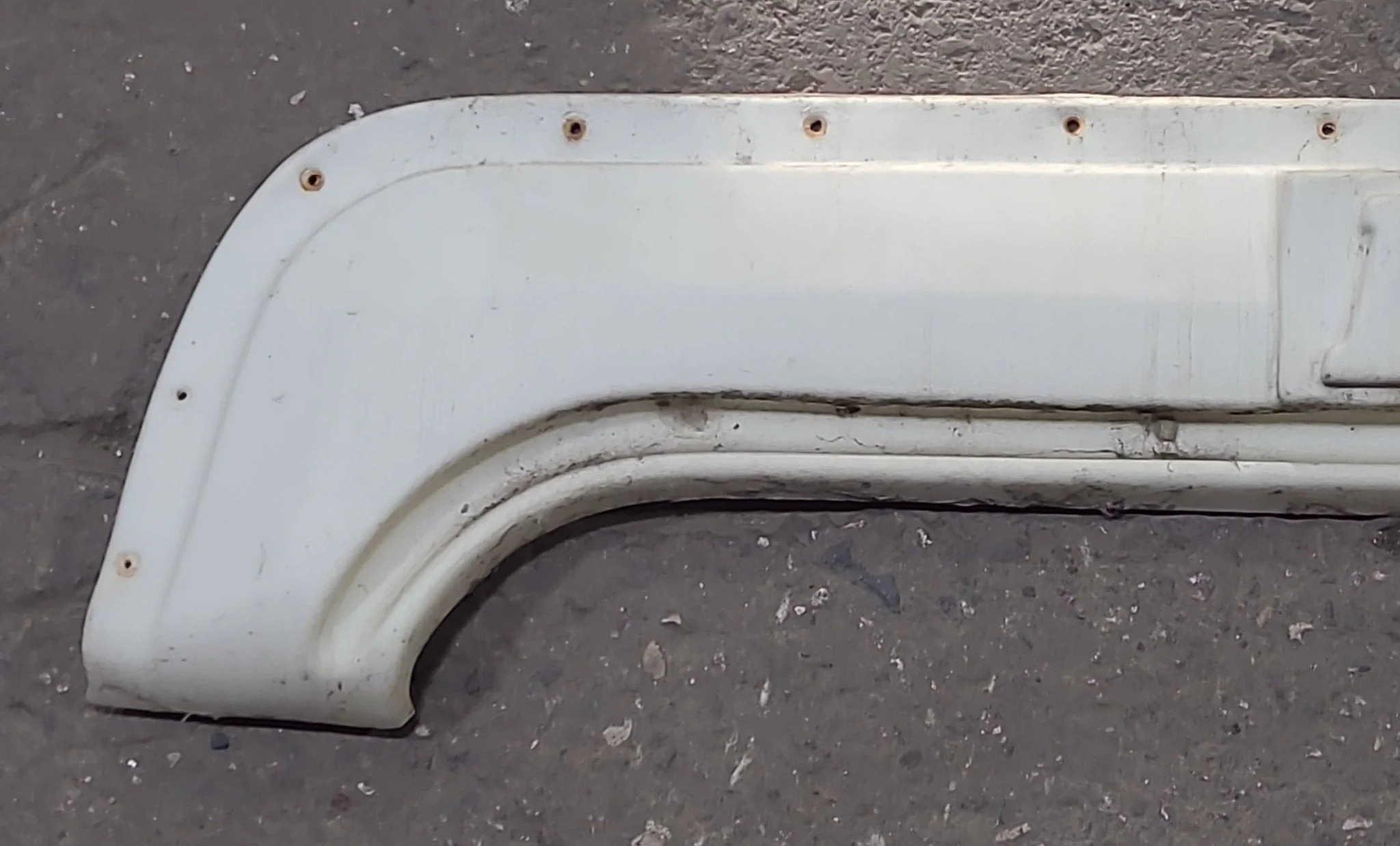 Used Fender Skirt 59 3/4" X 9 1/2" - Image 3