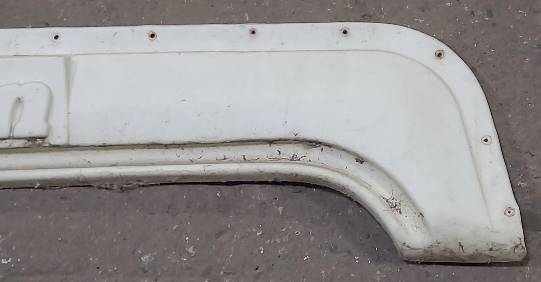 Used Fender Skirt 59 3/4" X 9 1/2" - Image 5
