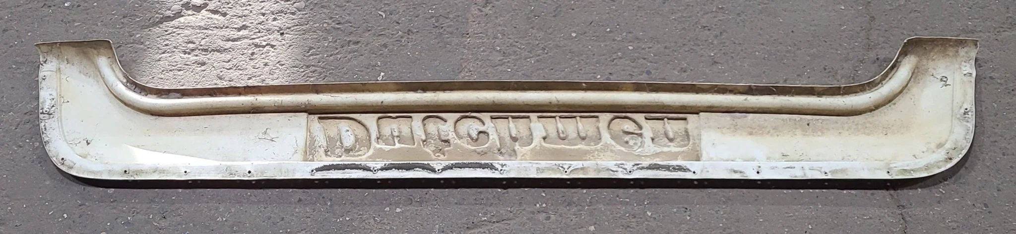 Used Fender Skirt 59 3/4" X 9 1/2" - Image 6