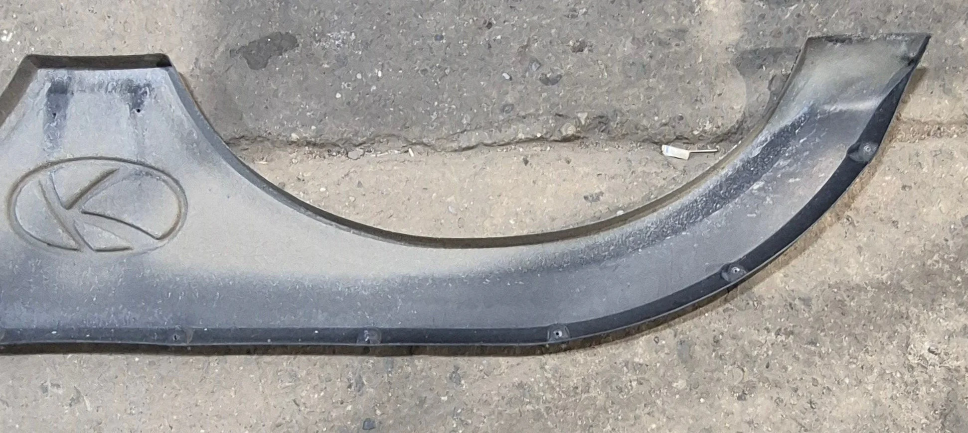 Used Fender Skirt 71" - Image 5