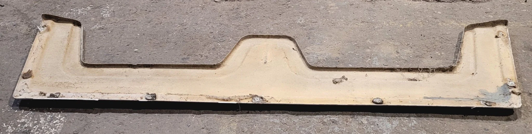 Used Fender Skirt 72" - Image 6