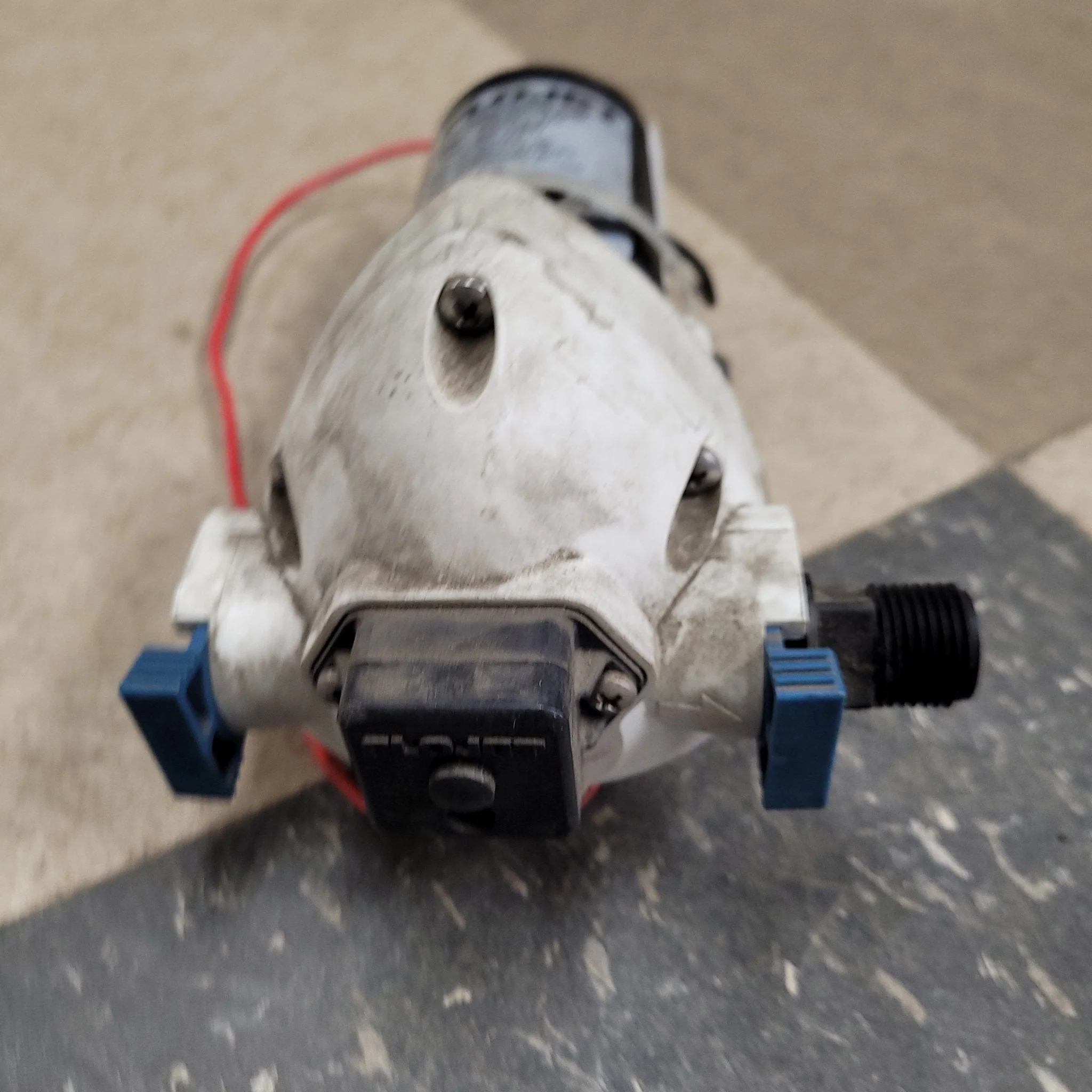 Used FLOJET Water Pump - 03526-144 - Image 3