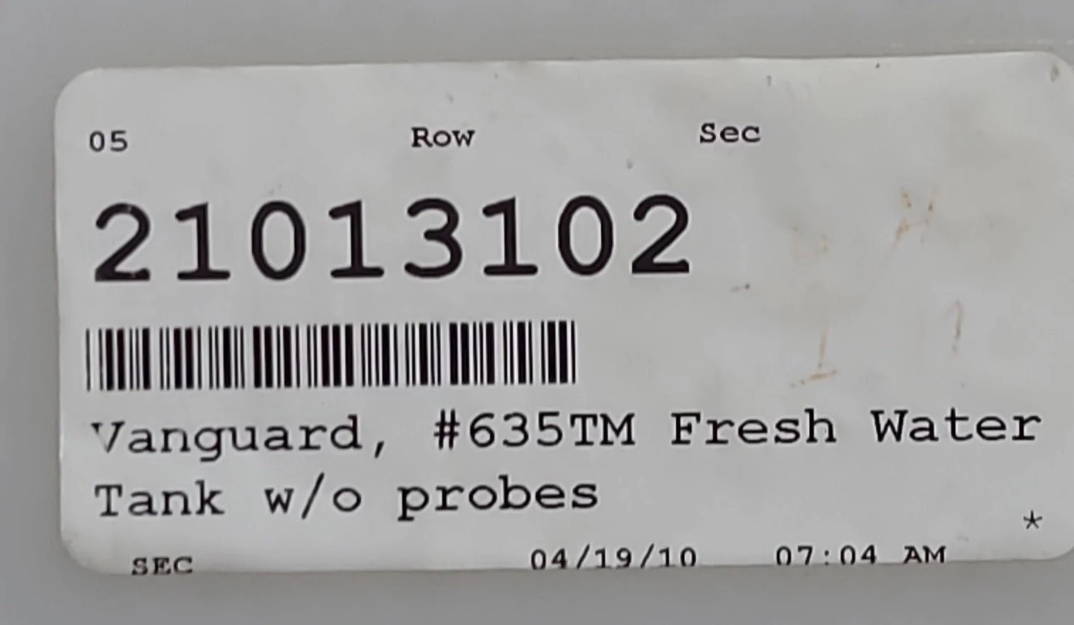 Used Fresh Water Tank 10 1/2” x 15 3/4” x 24” - Image 3