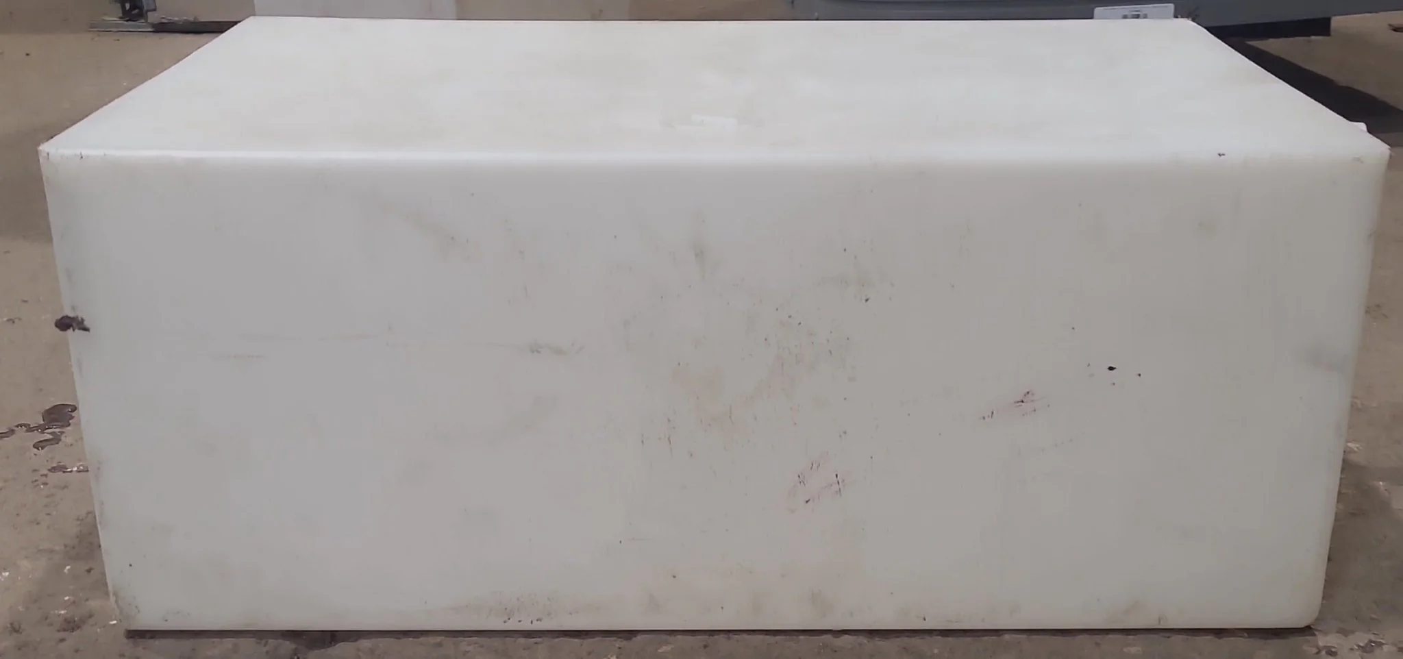 Used Fresh Water Tank 10 1/2” x 17” x 26” - Image 2