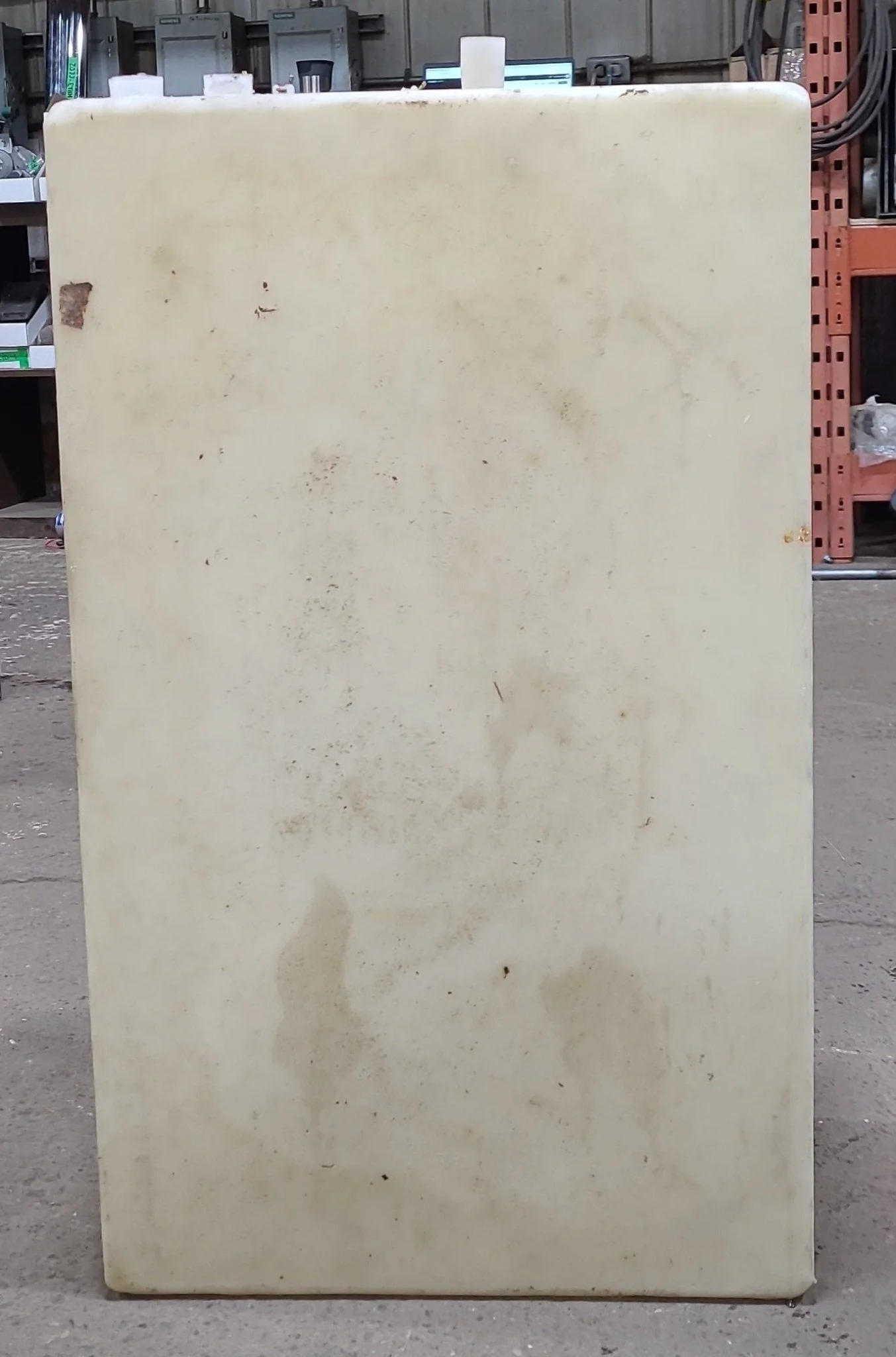 Used Fresh Water Tank 10 3/4" H x 18" W x 30” L - Image 4