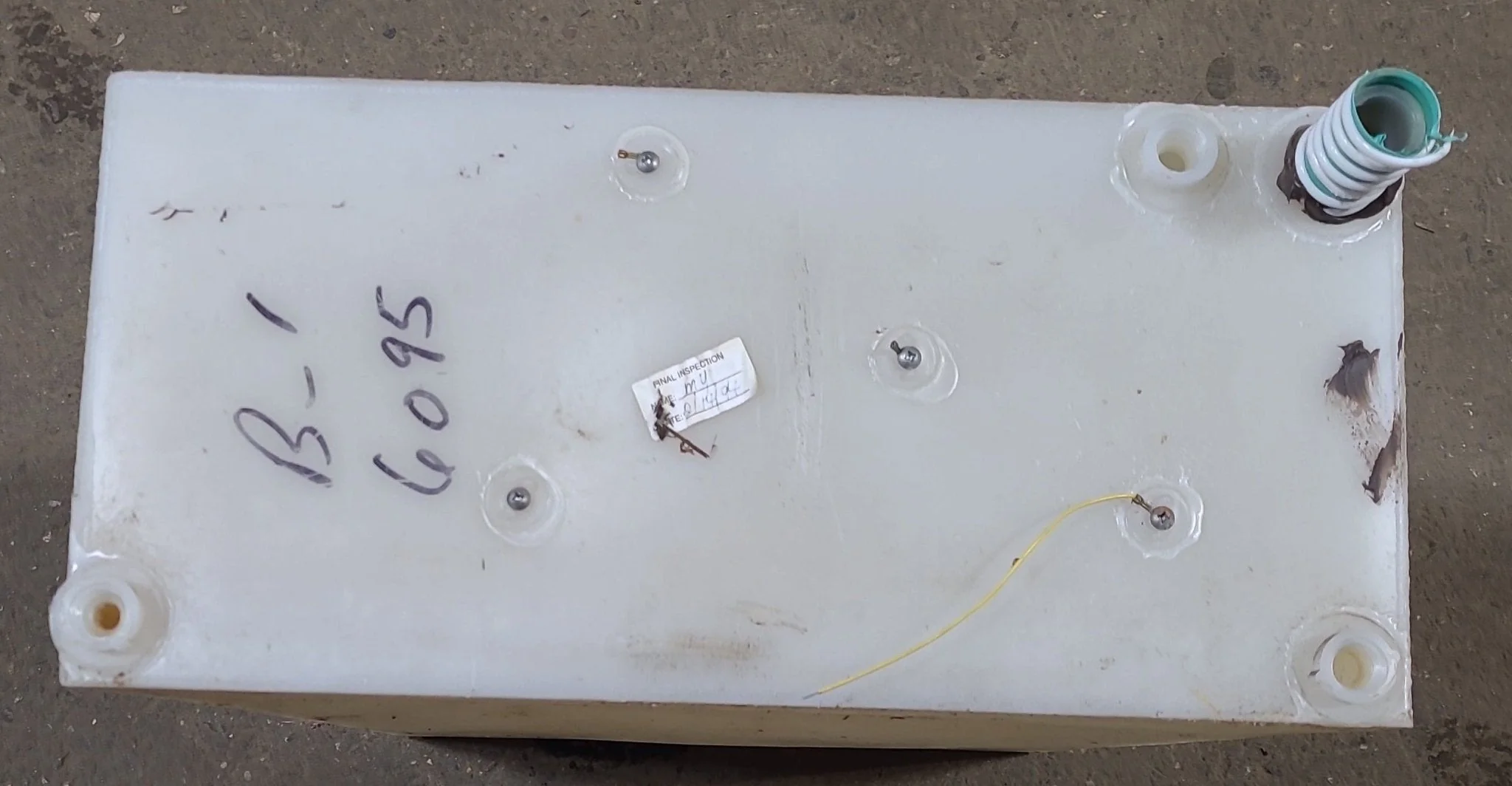Used Fresh Water Tank 10" H x 21" W x 31 1/2” L