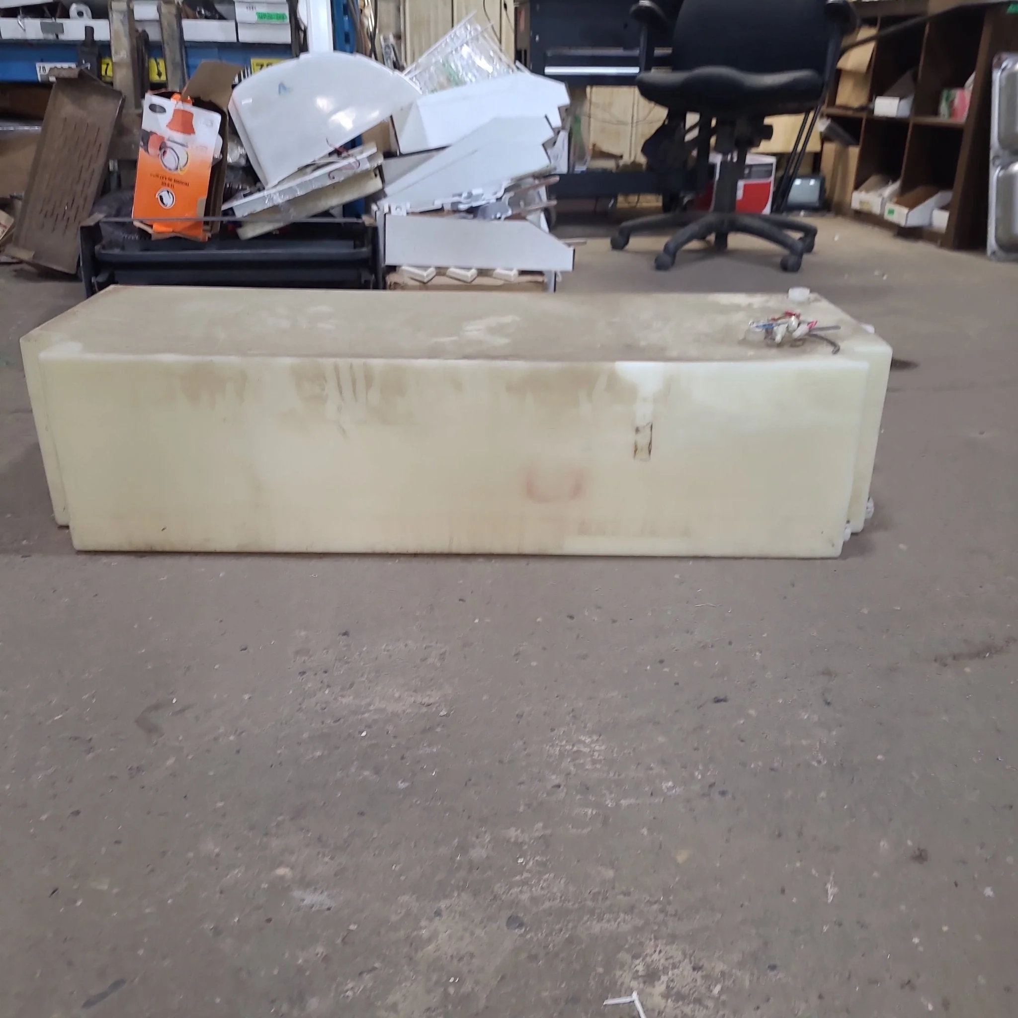 Used Fresh Water Tank 10” x 16” x 42 1/4” - Image 5