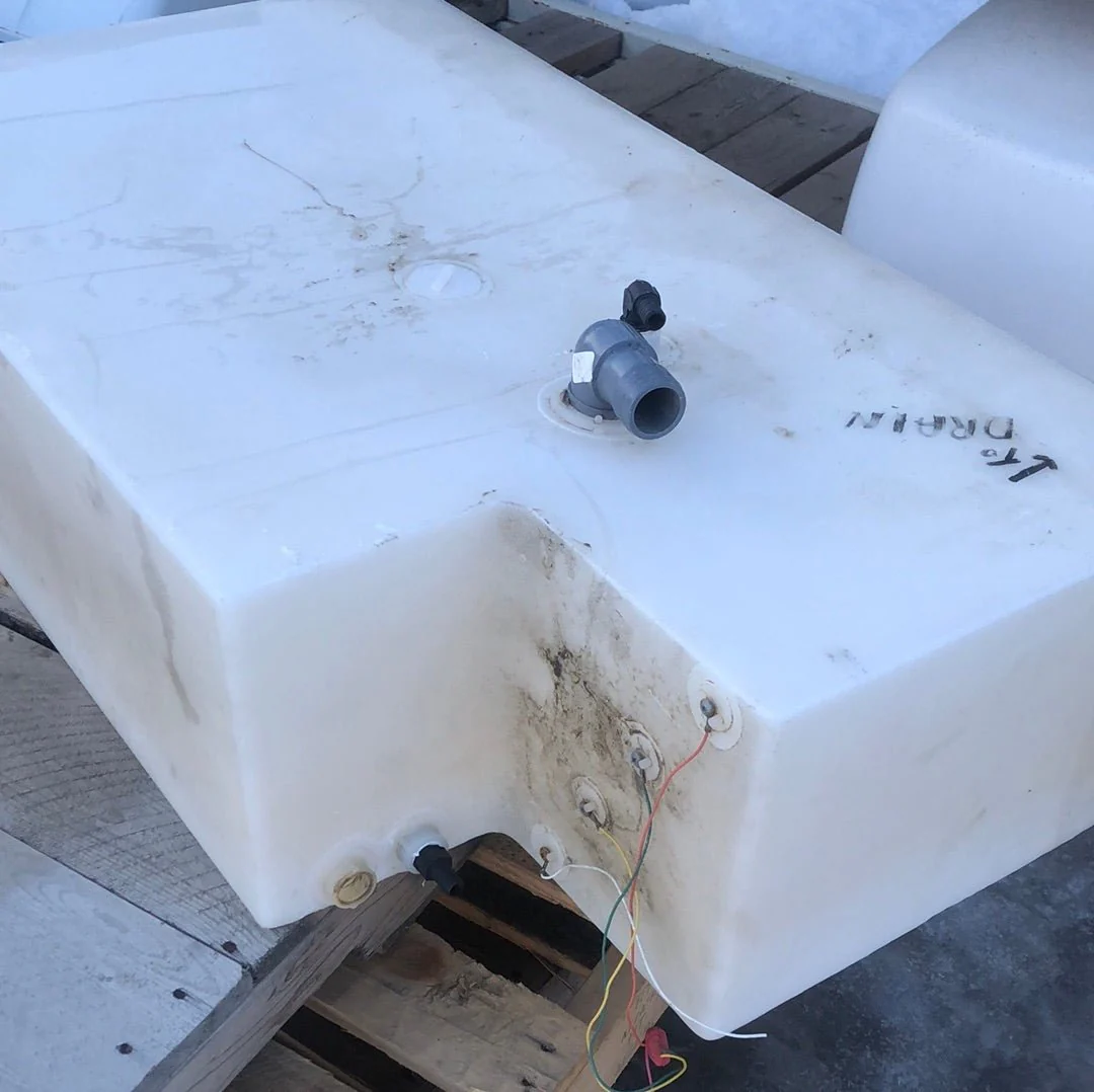 Used Fresh Water Tank 10” x 20 1/2” x 35” - Image 2