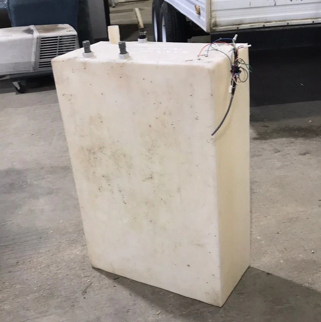 Used Fresh Water Tank 10”  x 21” x 30 1/2" - Image 4