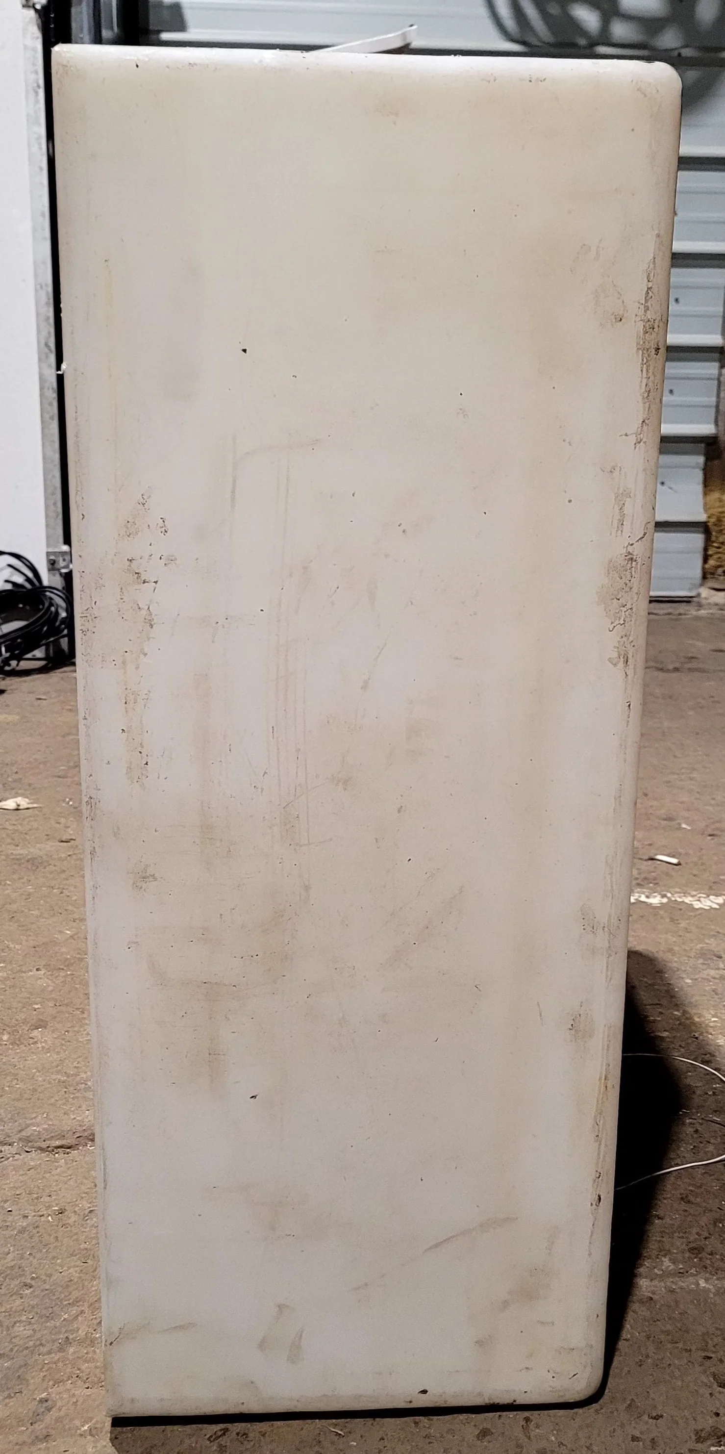 Used Fresh Water Tank 11 1/4" H x 28" W x 31 1/2” L - Image 6