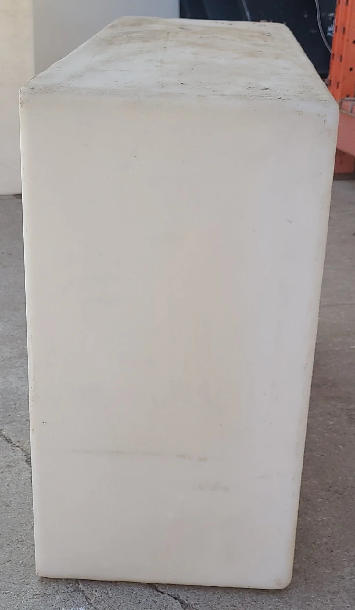 Used Fresh Water Tank 11" H x 20 1/2" W x 33” L - Image 6