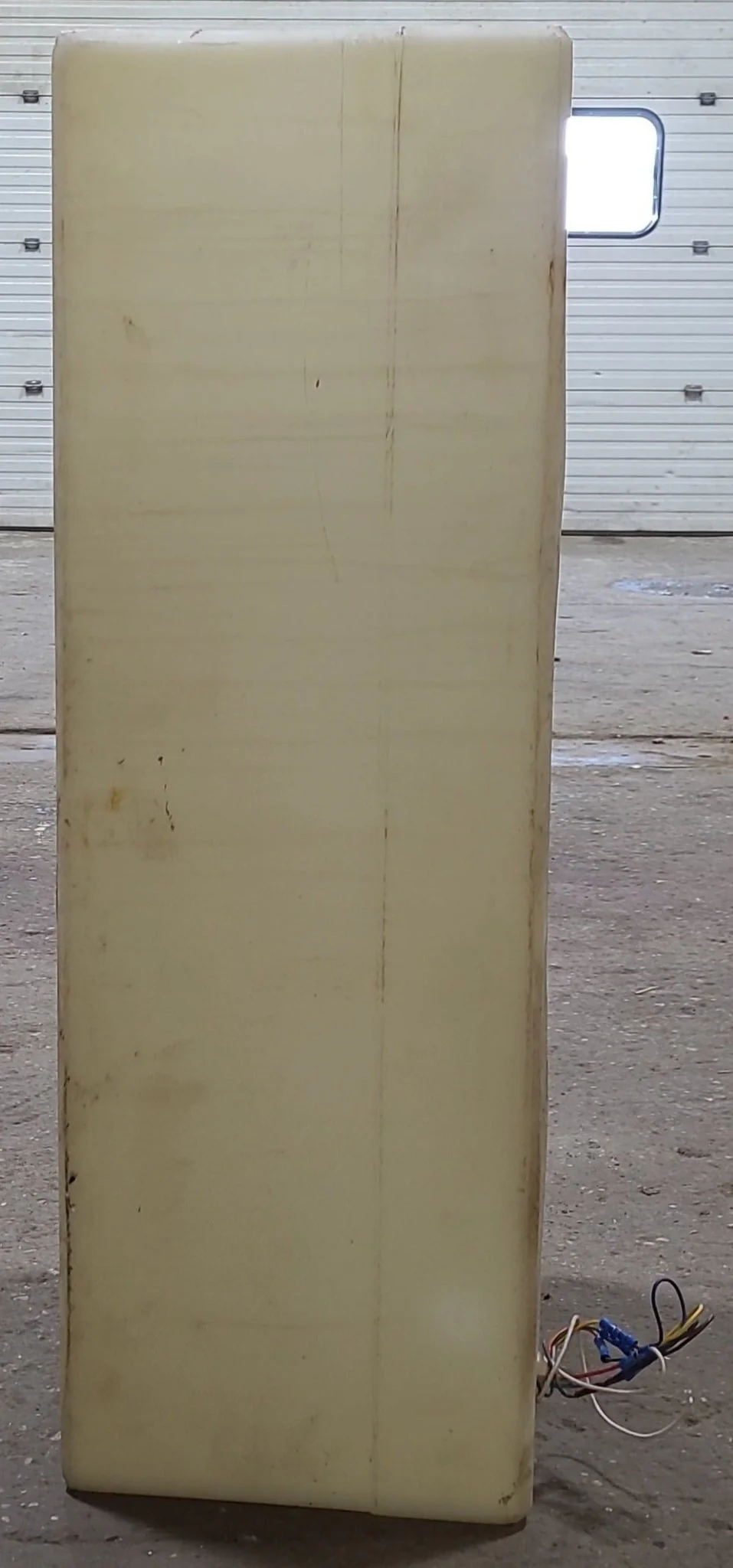 Used Fresh Water Tank 12” H x 16” W x 35 3/4” L - Image 4