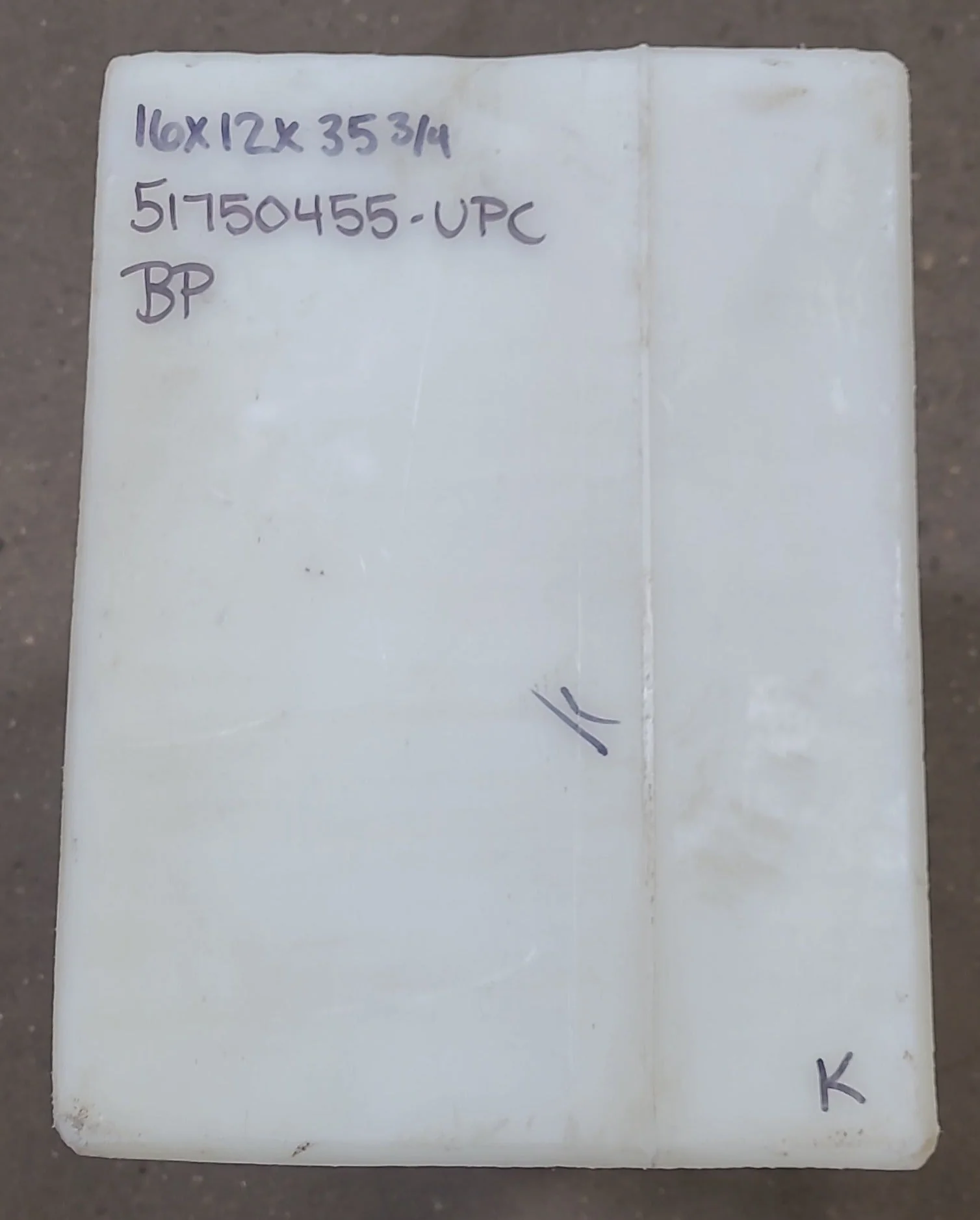 Used Fresh Water Tank 12” H x 16” W x 35 3/4” L - Image 5