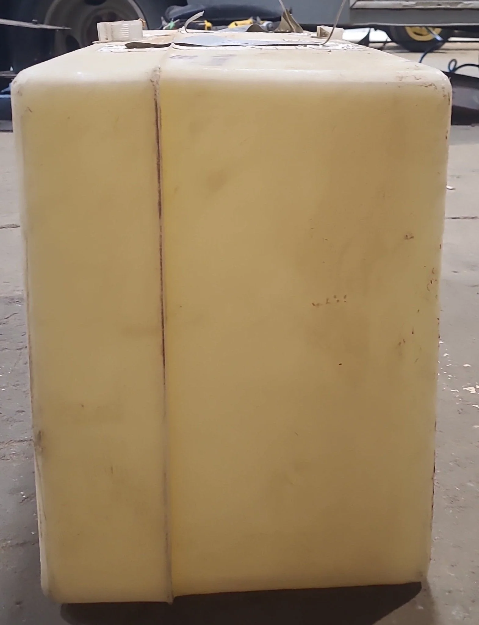 Used Fresh Water Tank 12" H x 16" W x 36” L - Image 5