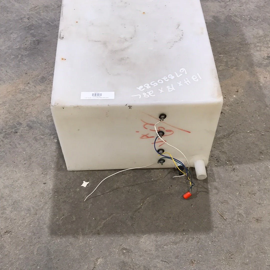Used Fresh Water Tank 12" H x 18" W x 28” L - Image 3