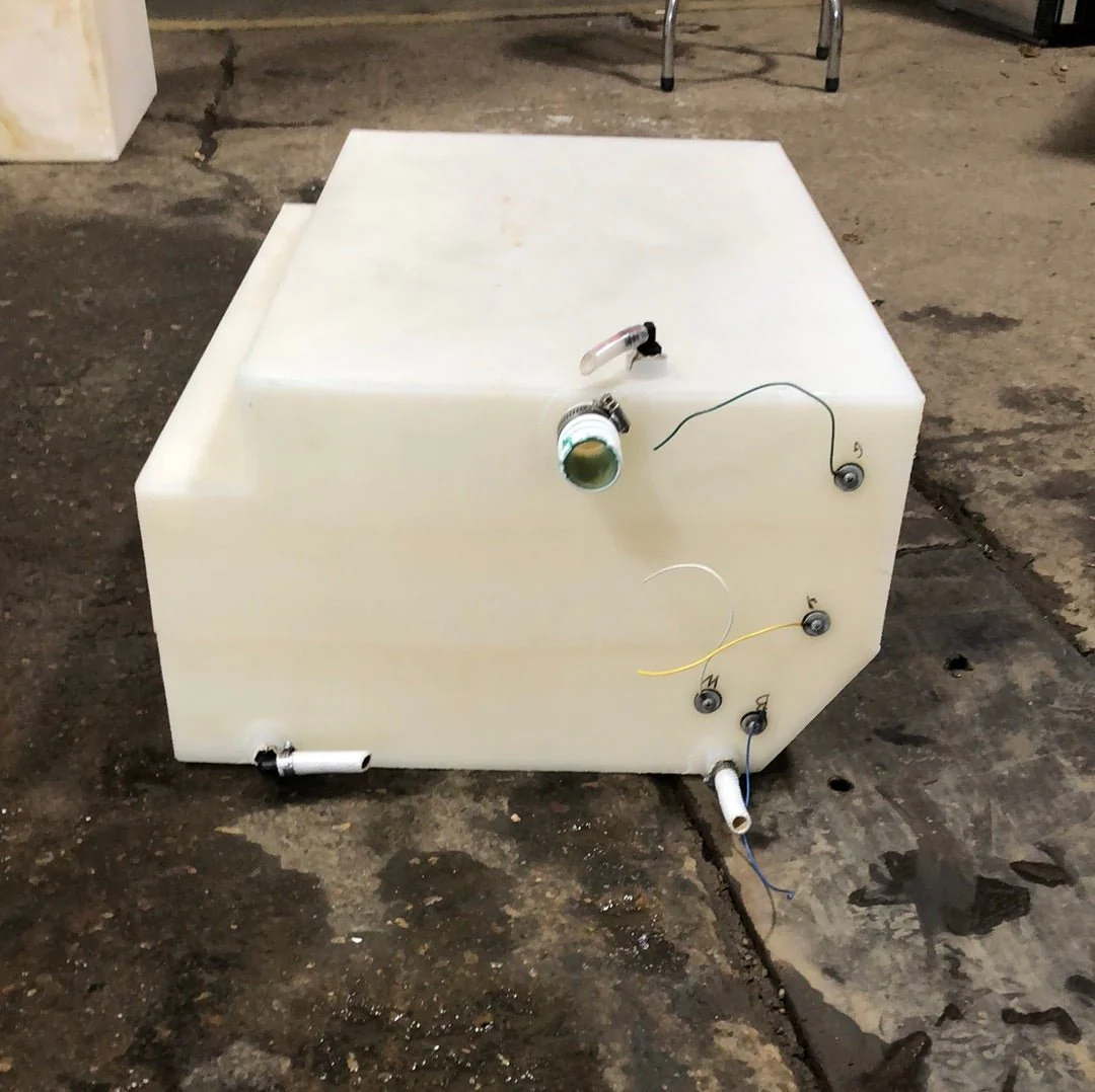 Used Fresh Water Tank 12” x 21” x 30 1/2” - Image 3