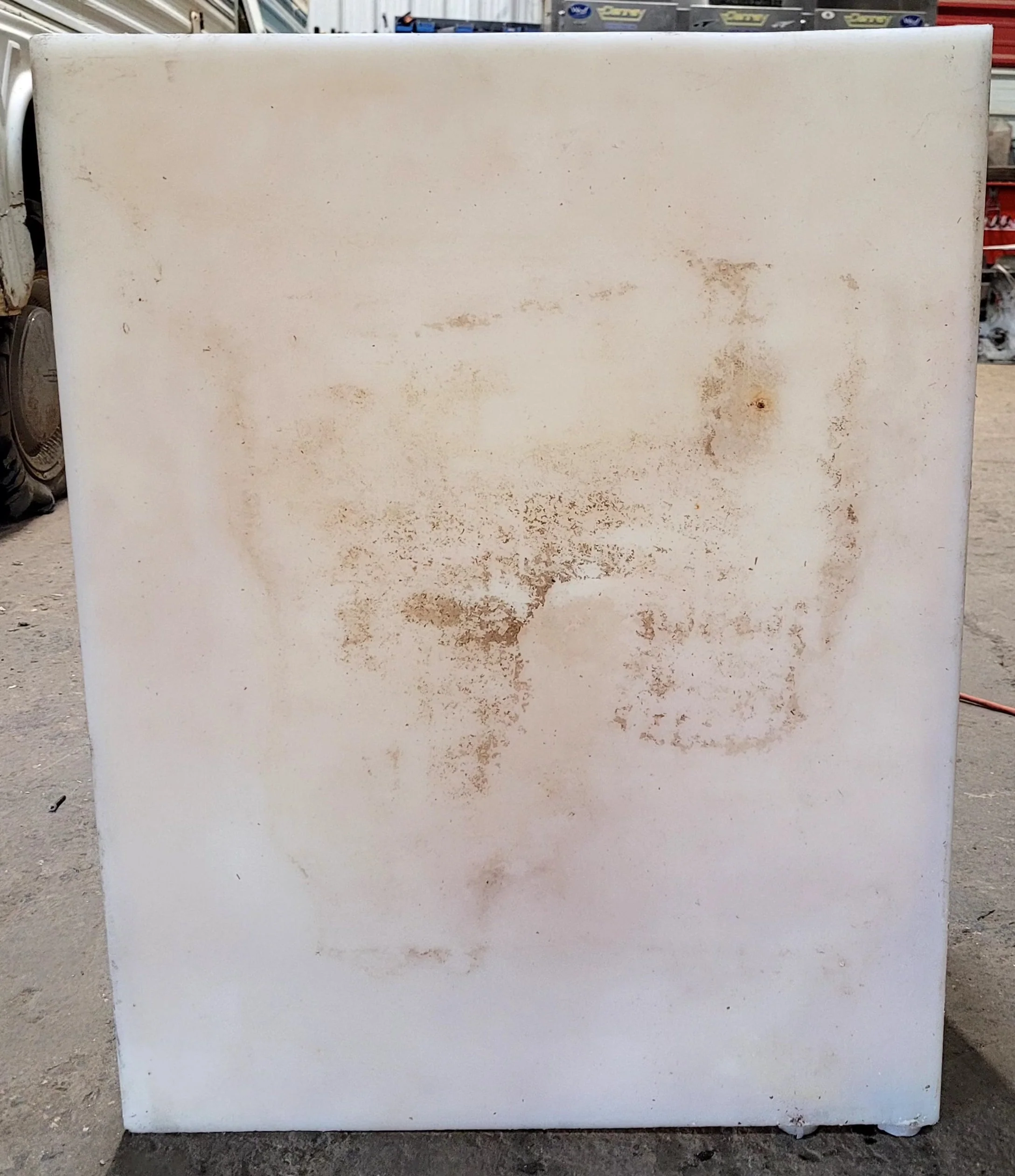 Used Fresh Water Tank 14" H x 21 1/8" W x 27 1/8” L - Image 4