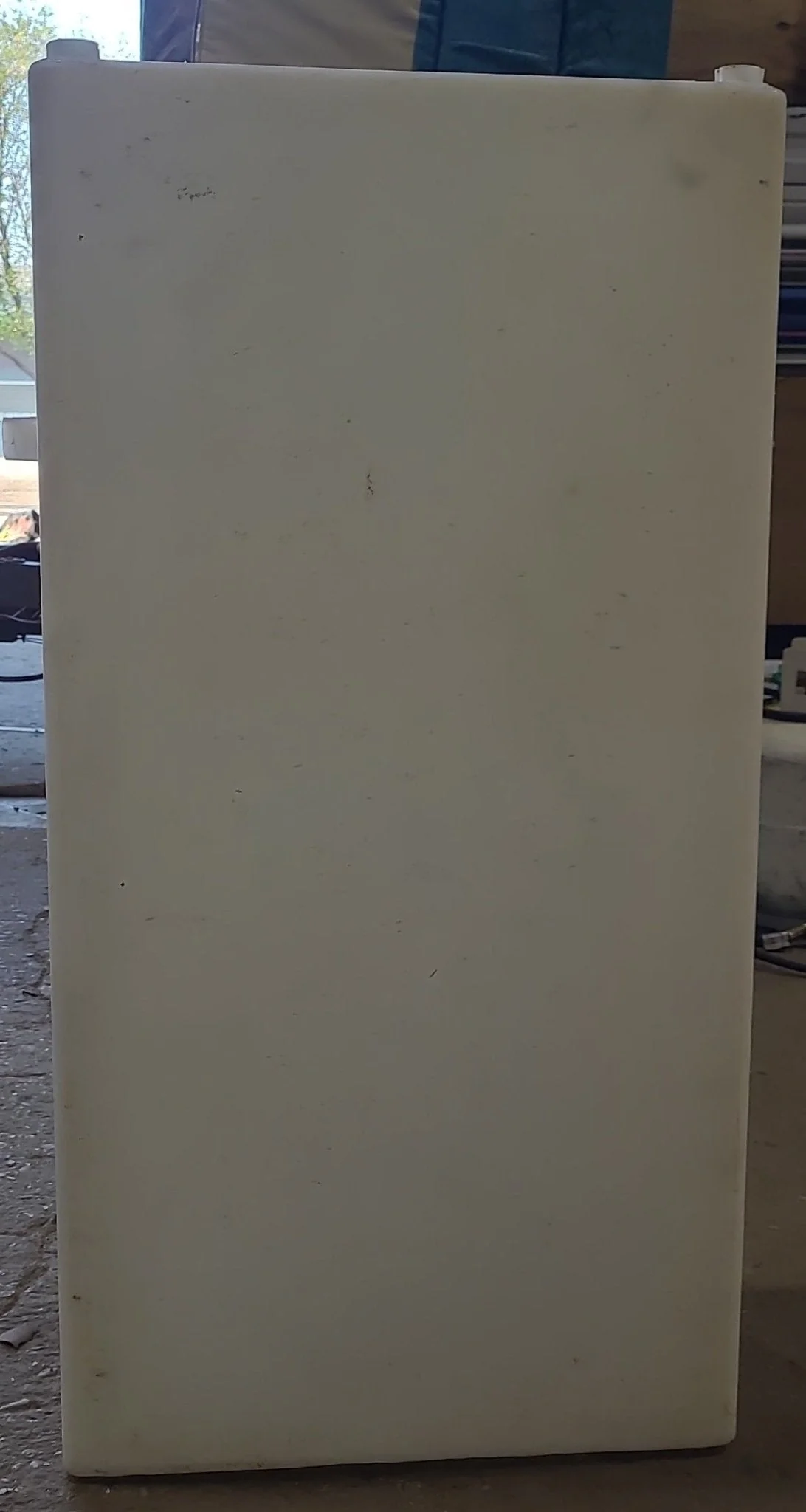 Used Fresh Water Tank 40 7/8" x 20 3/4" x 11" - Image 2