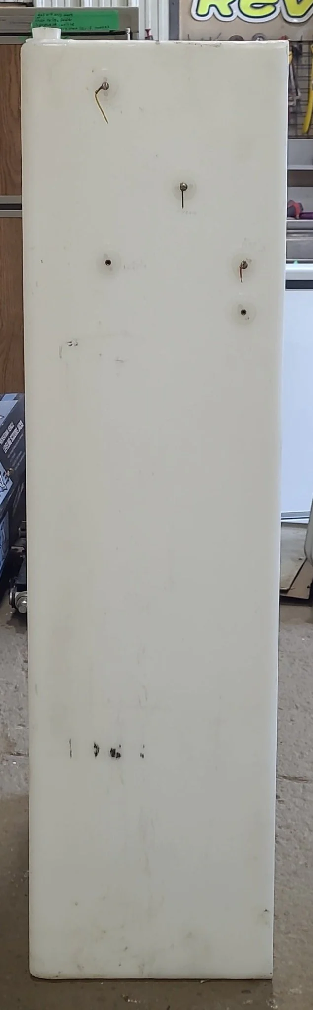 Used Fresh Water Tank 40 7/8" x 20 3/4" x 11" - Image 3