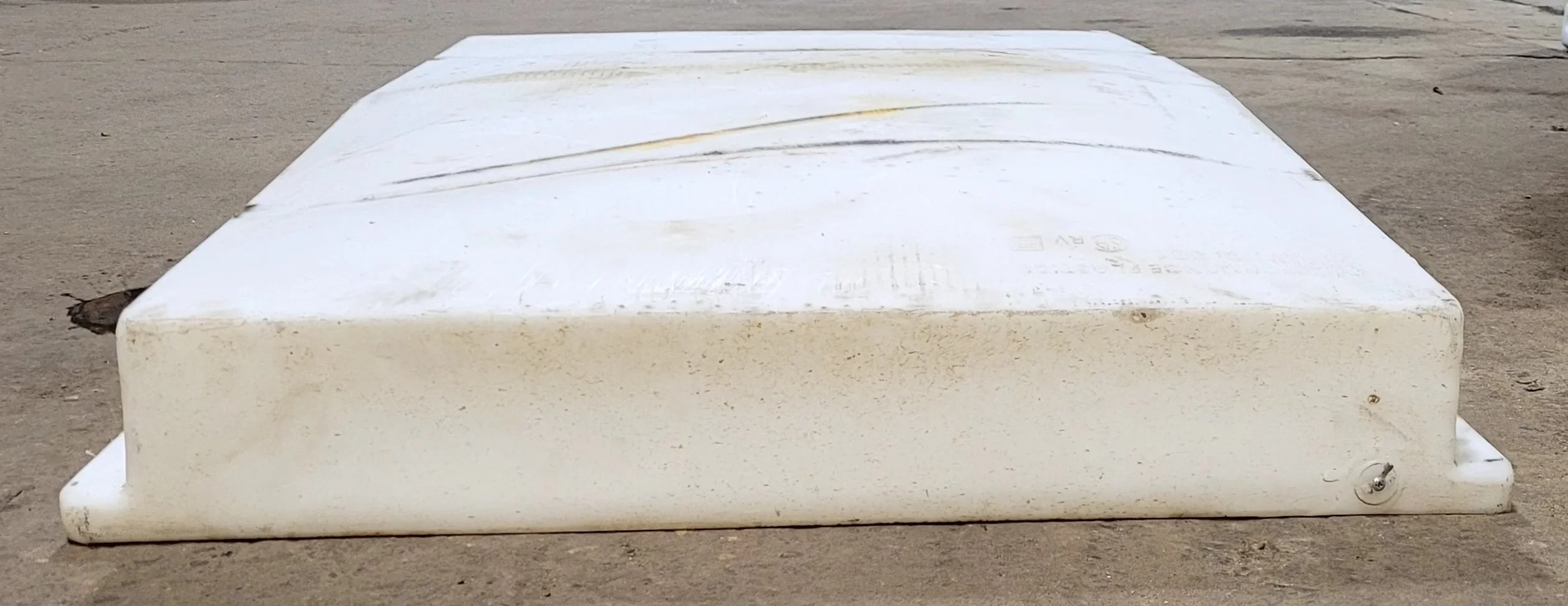 Used Fresh Water Tank 5” H x 31” W x 46 1/4” L - Image 5