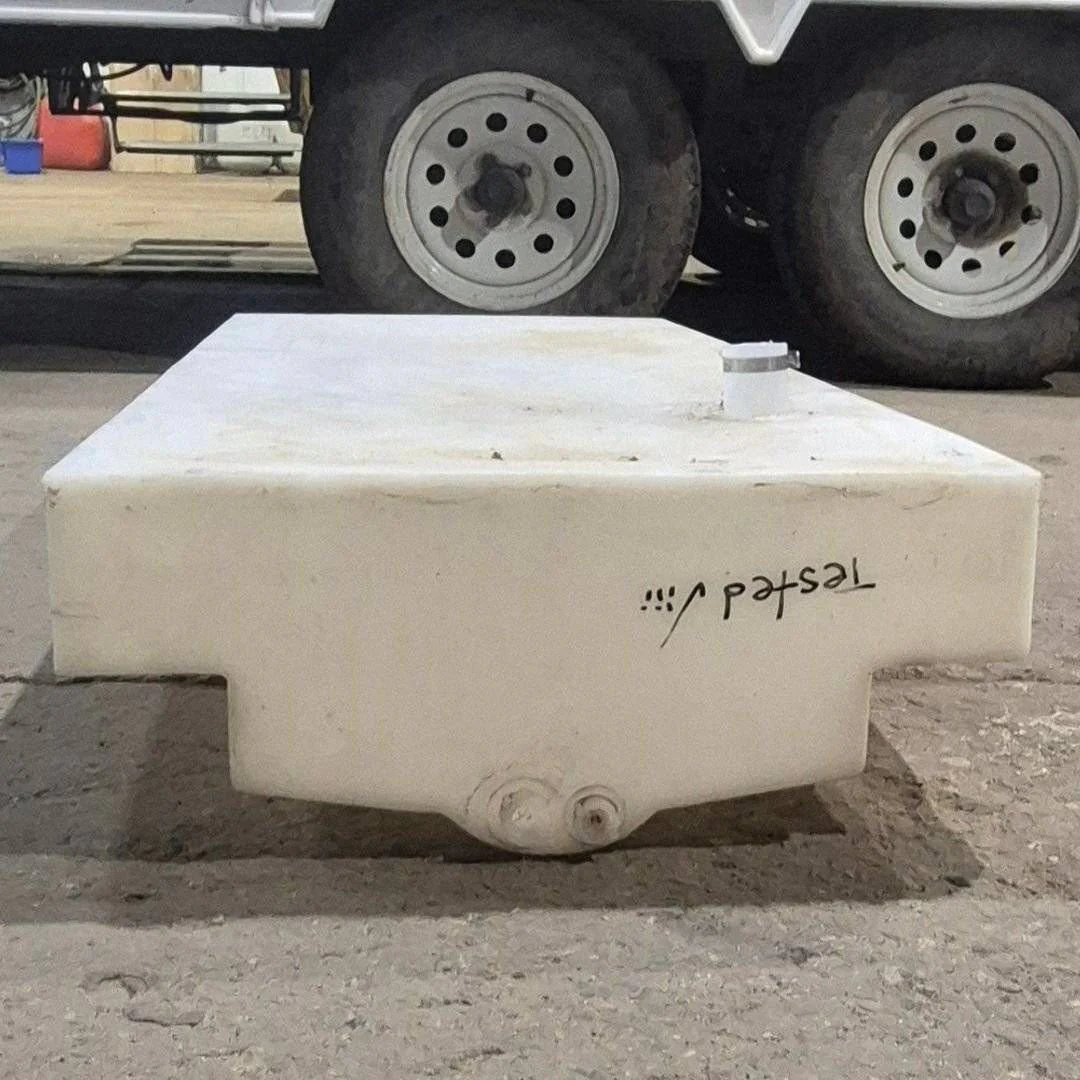 Used Fresh Water Tank - 57 3/4" x 24" x 12 1/4" - Image 2