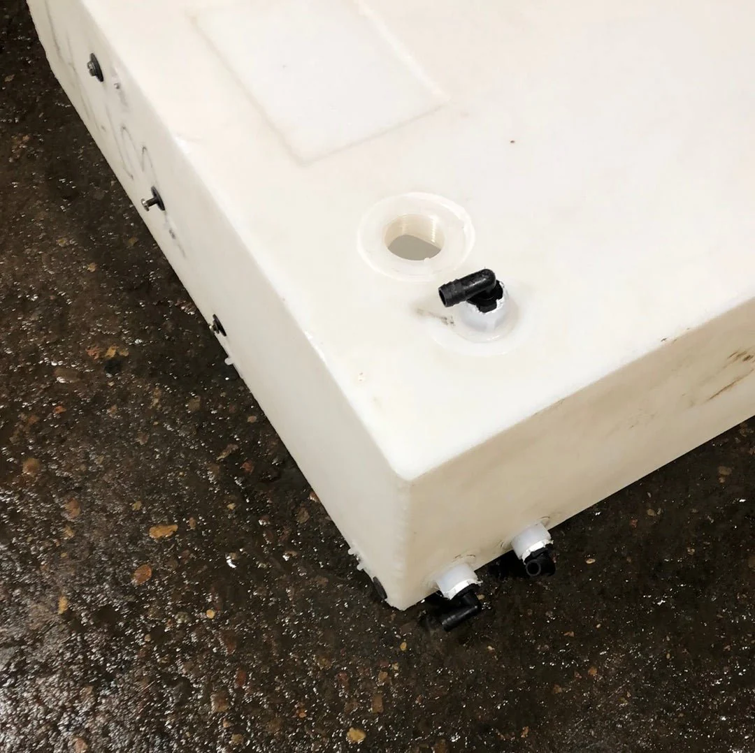 Used Fresh Water Tank 9 1/2” x 25 1/2” x 29 1/2” - Image 3