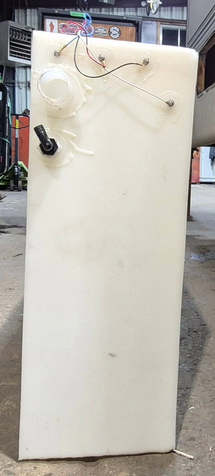 Used Fresh Water Tank 9" H x 23 3/4" W x 58” L - Image 4