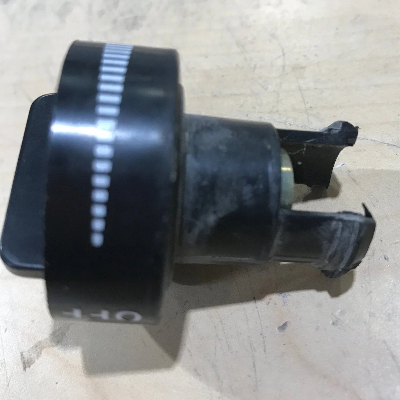 Used Fridge Thermostat Control Knob Dometic 2007480102 - Image 5