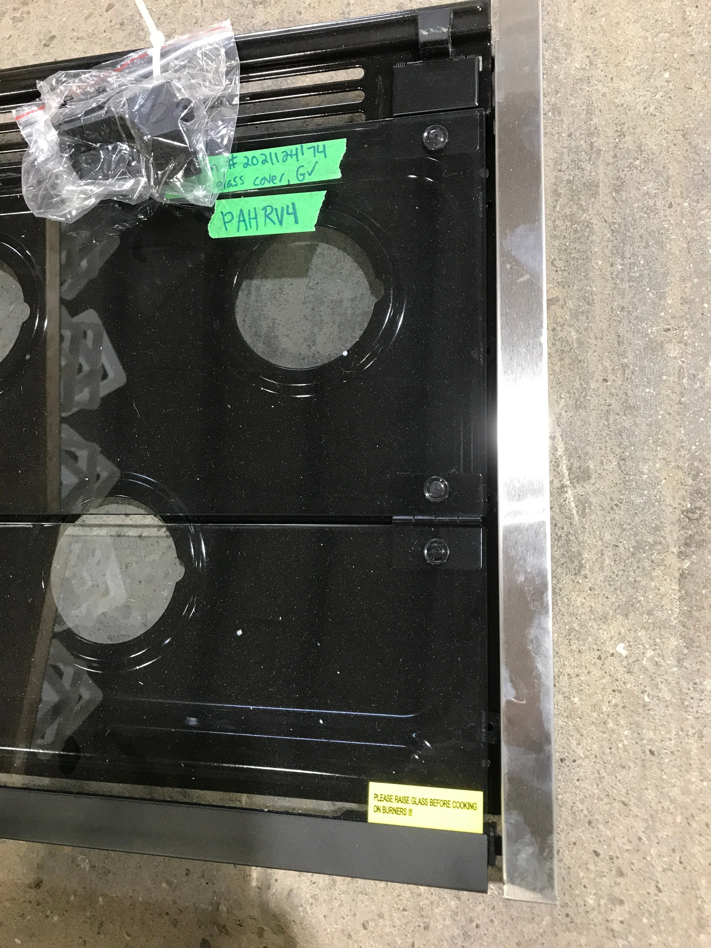 Used Furrion 3-burner Main Top With Glass Bi Fold Cover - 2021124174 - Image 3