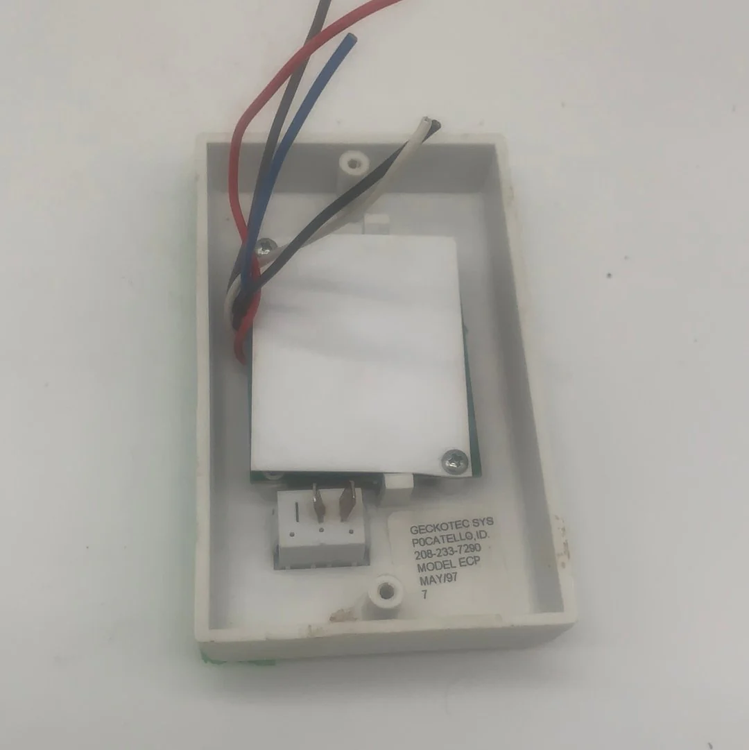 Used Systems Monitor Control Panel - 208-233-7290 (ECP) - Image 2