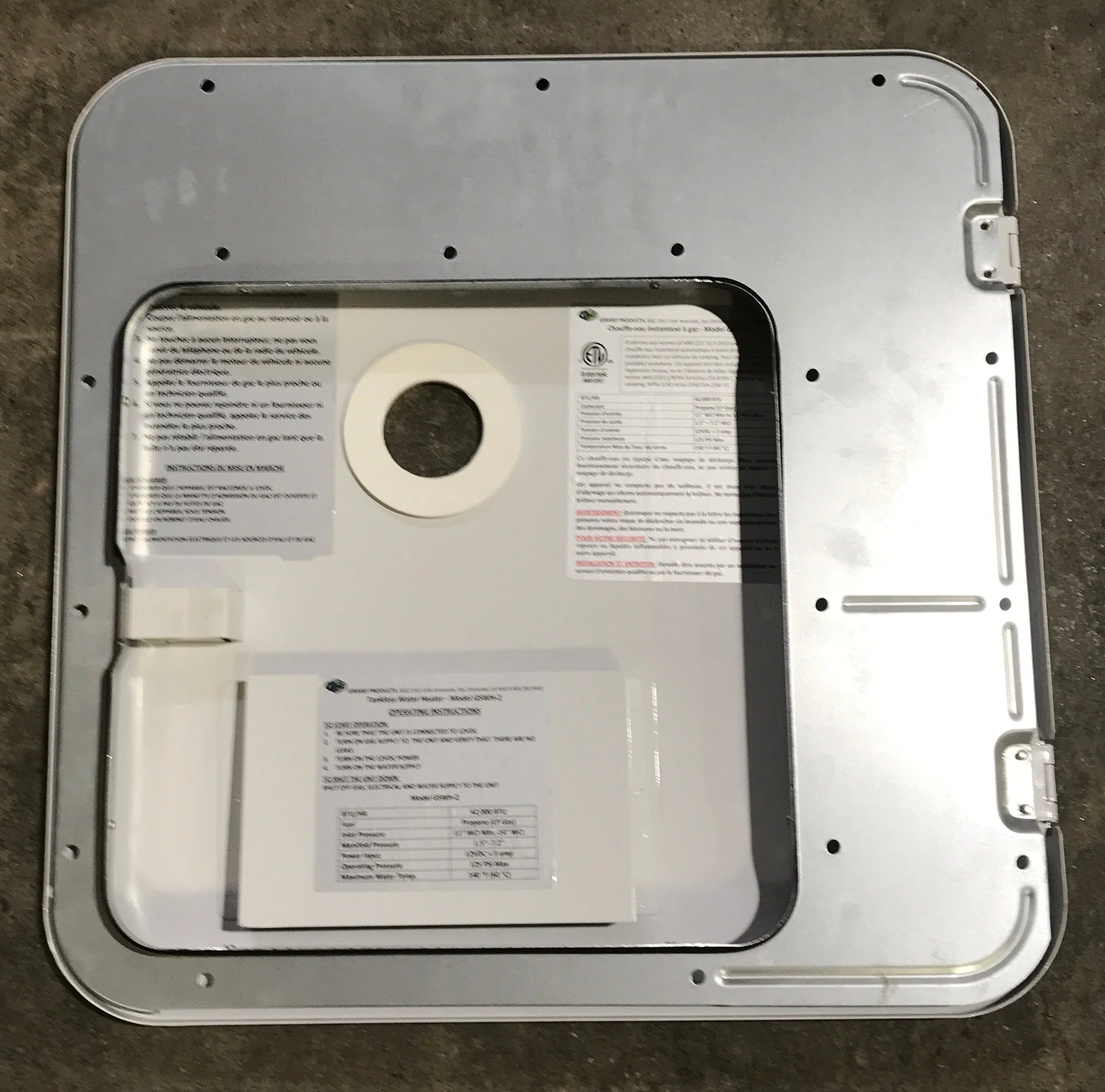 Used Girard 10 Gallon Water Heater Door Kit, White - 2GWHDAS10 - Image 4