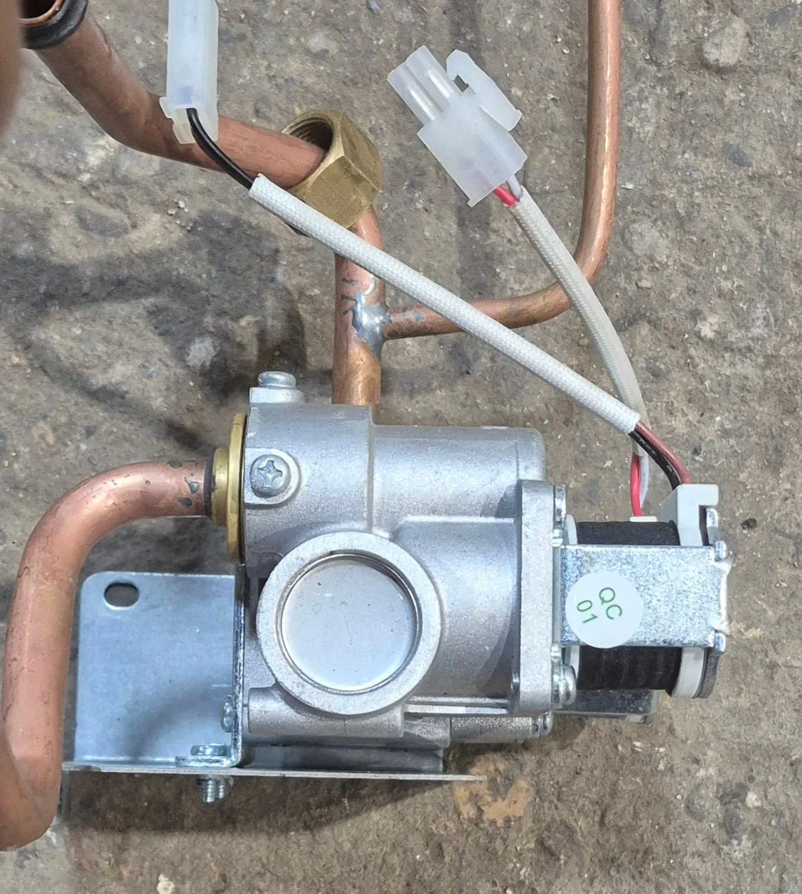 Used Girard Products Water Heater Gas Valve 2GWH-2 - Image 3