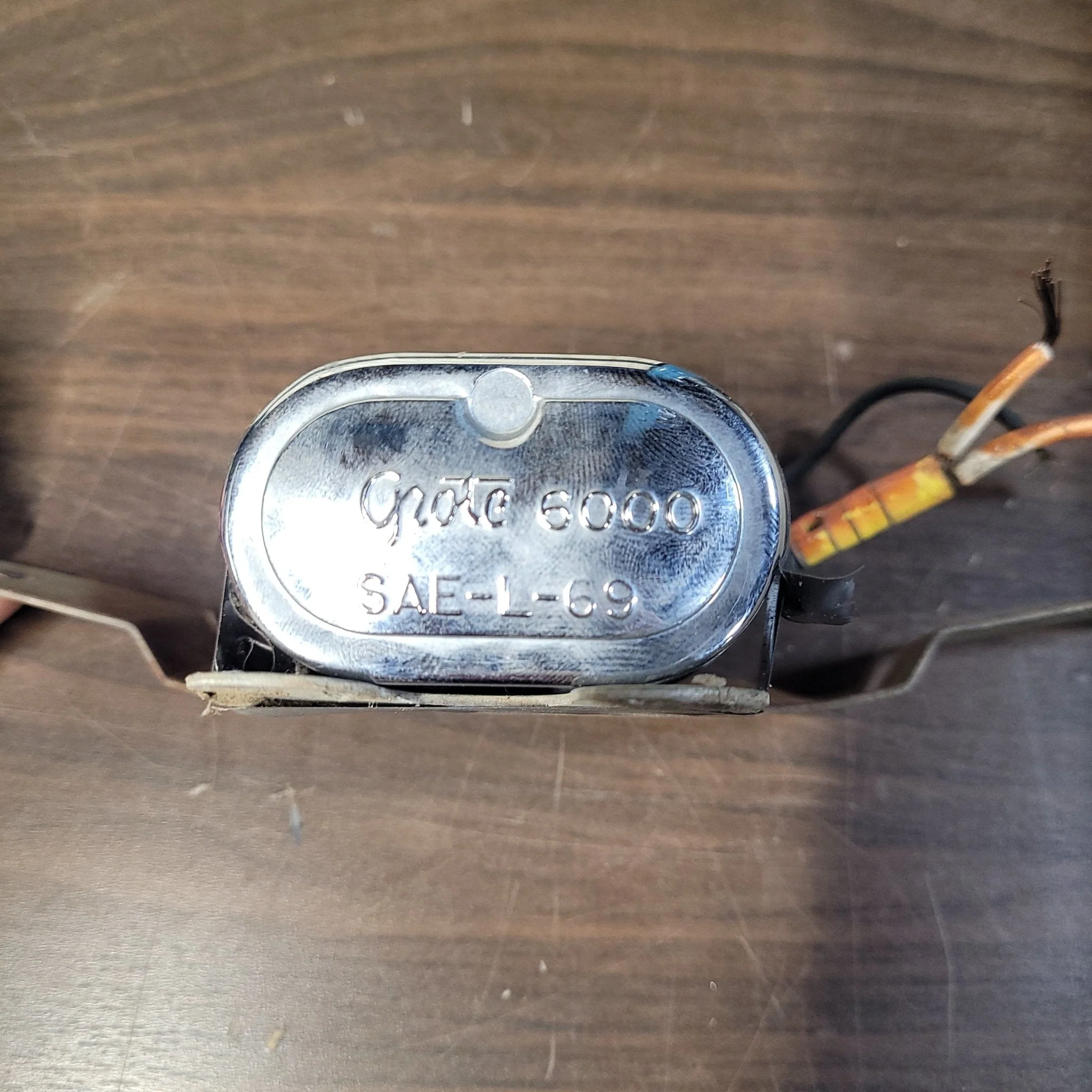 Used Grote 6000 License Plate Light Chrome - SAE L-69 - Image 2