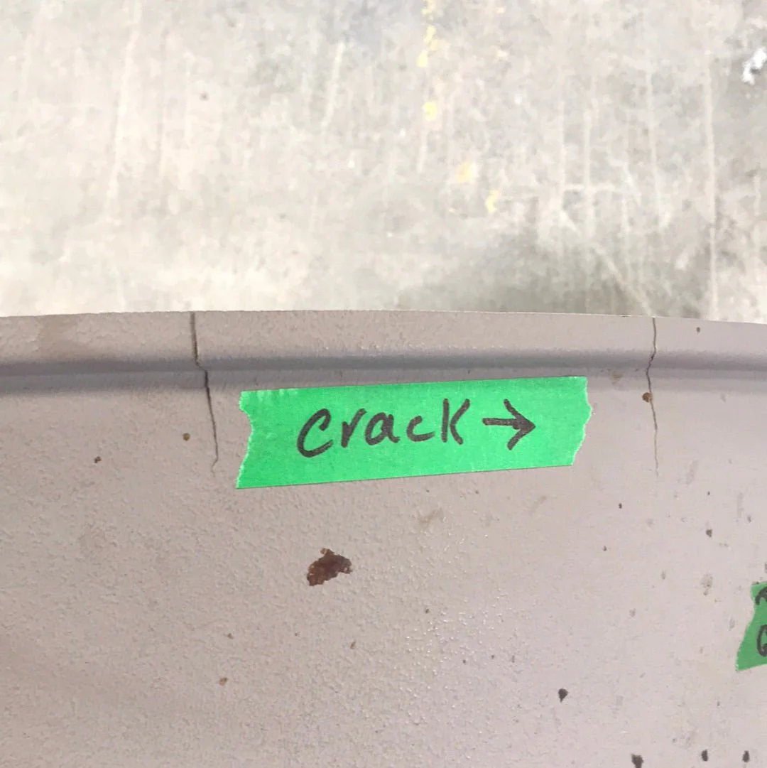 Used Hard Wheel Cover 28" W - Image 4