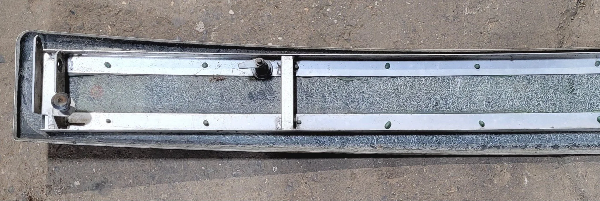 Used Hood for 1992 Winnebago Brave Motorhome - Image 5