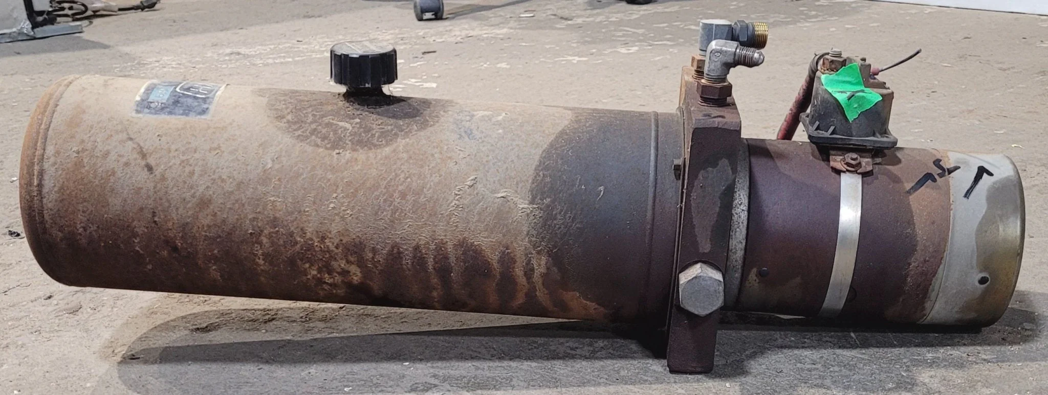 Used HWH/ Fenner Hydraulics Pump/Motor/Tank Assembly - AP4185 - Image 3