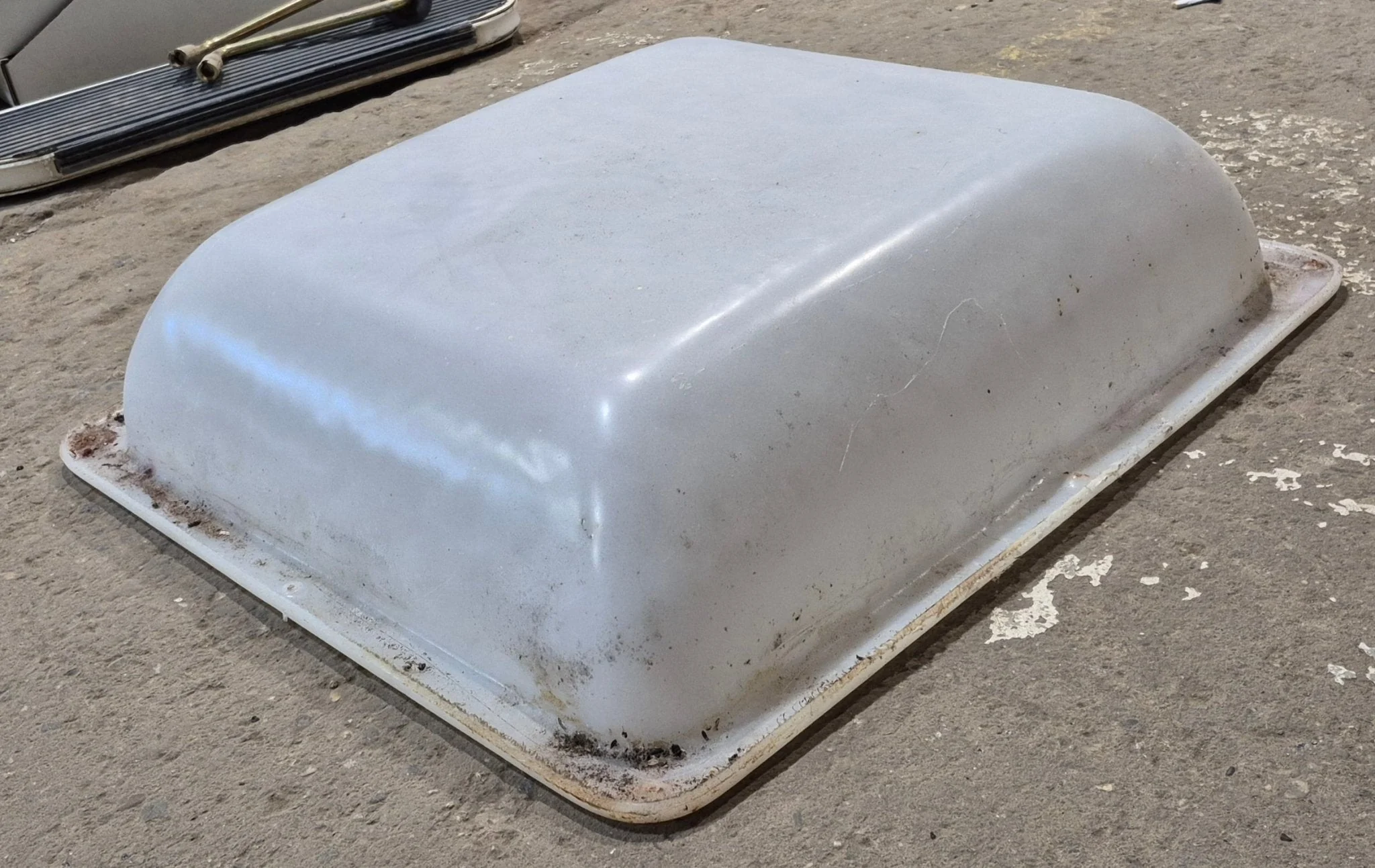 Used Inner Skylight 23" x 21 1/4" - Image 3